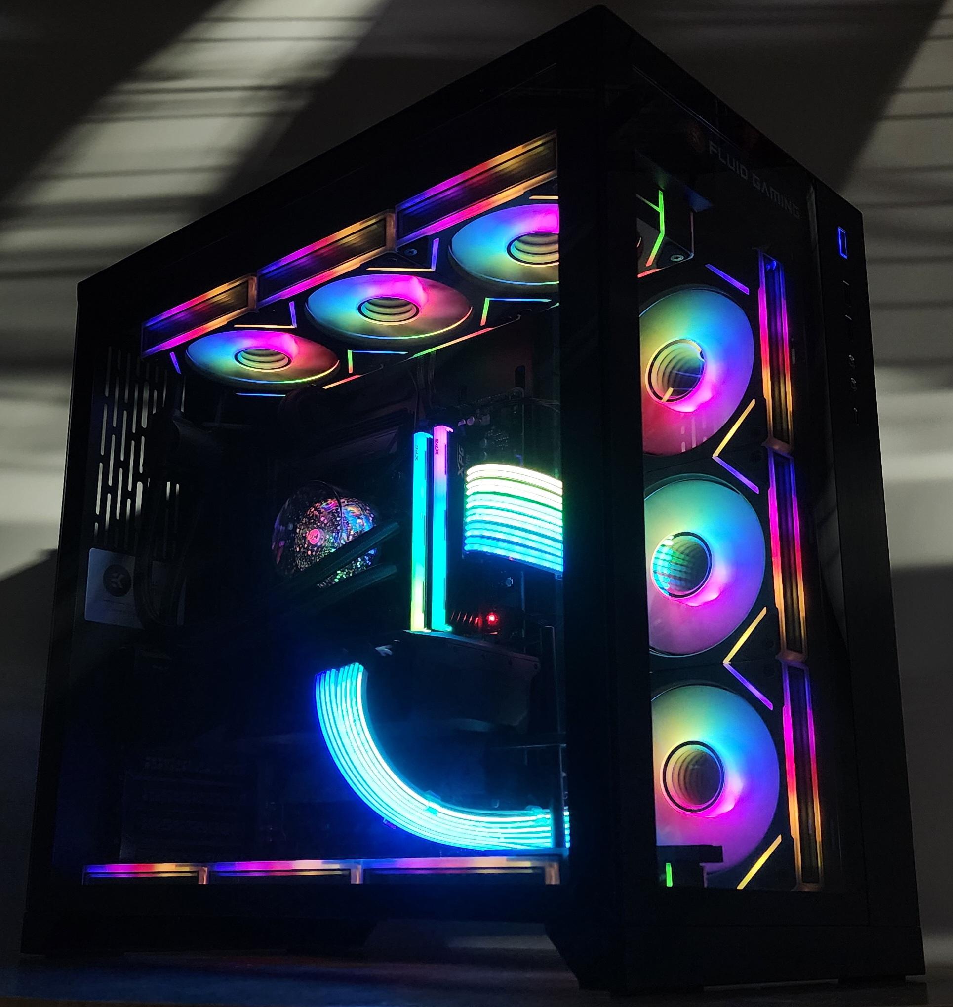 Gaming PC Ryzen 7 9700X 32GB RAM 1TB SSD RX 7900 XT 20GB Windows 11 Computer