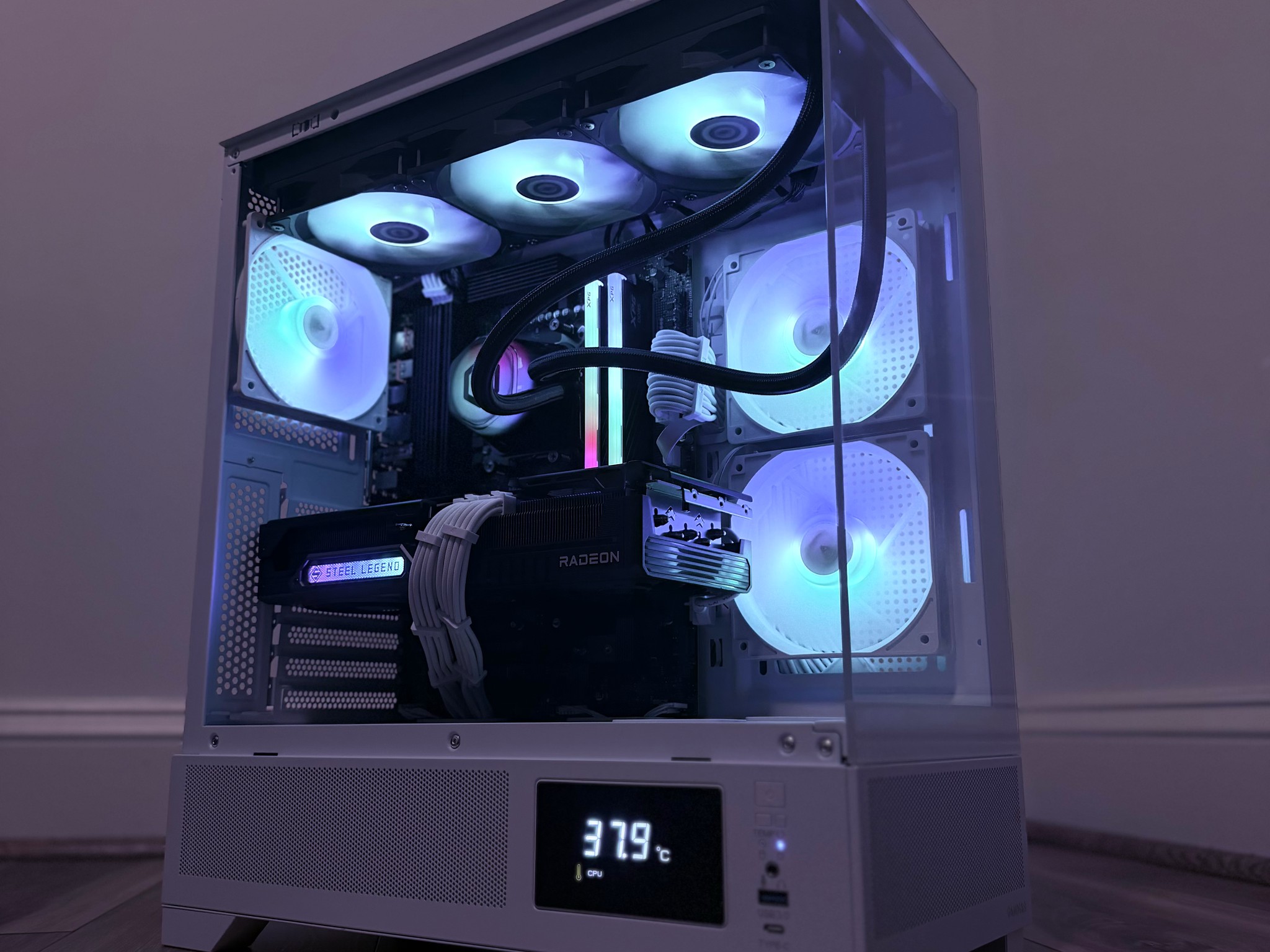 ❄️"Artic Pulse"❄️| 1440p/4k Gaming | 9070 XT 16gb| R7 7800x3D | 32GB DDR5 | 2tb SSD | WiFi