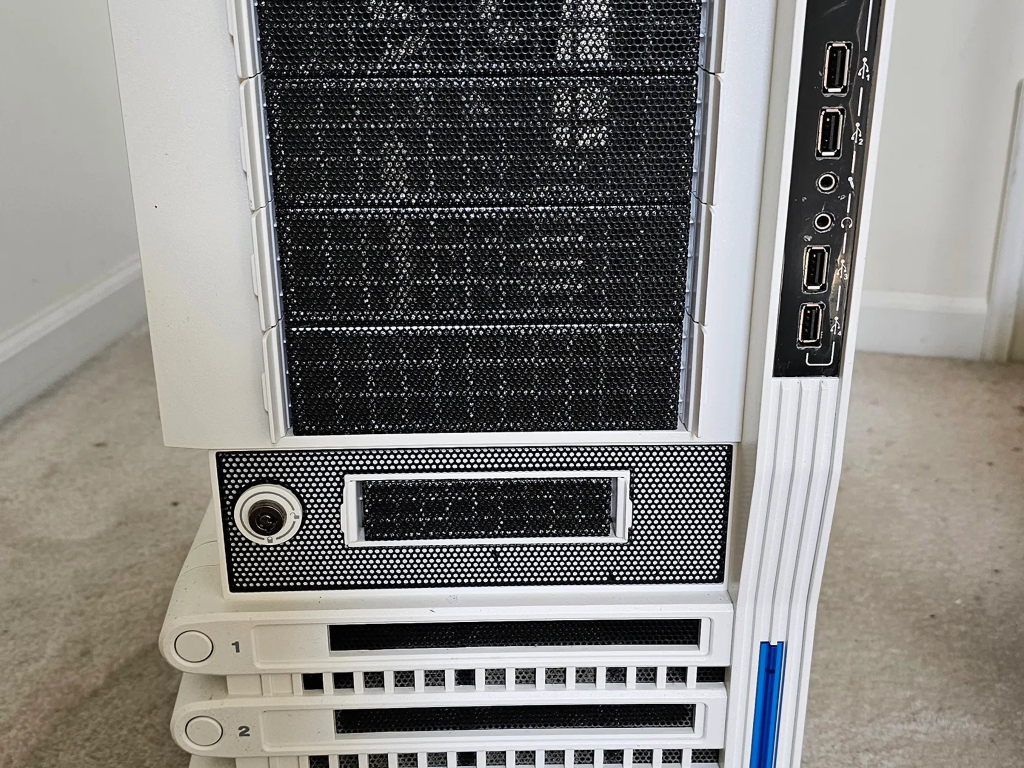 Thermaltake Level 10 GT Snow Edition