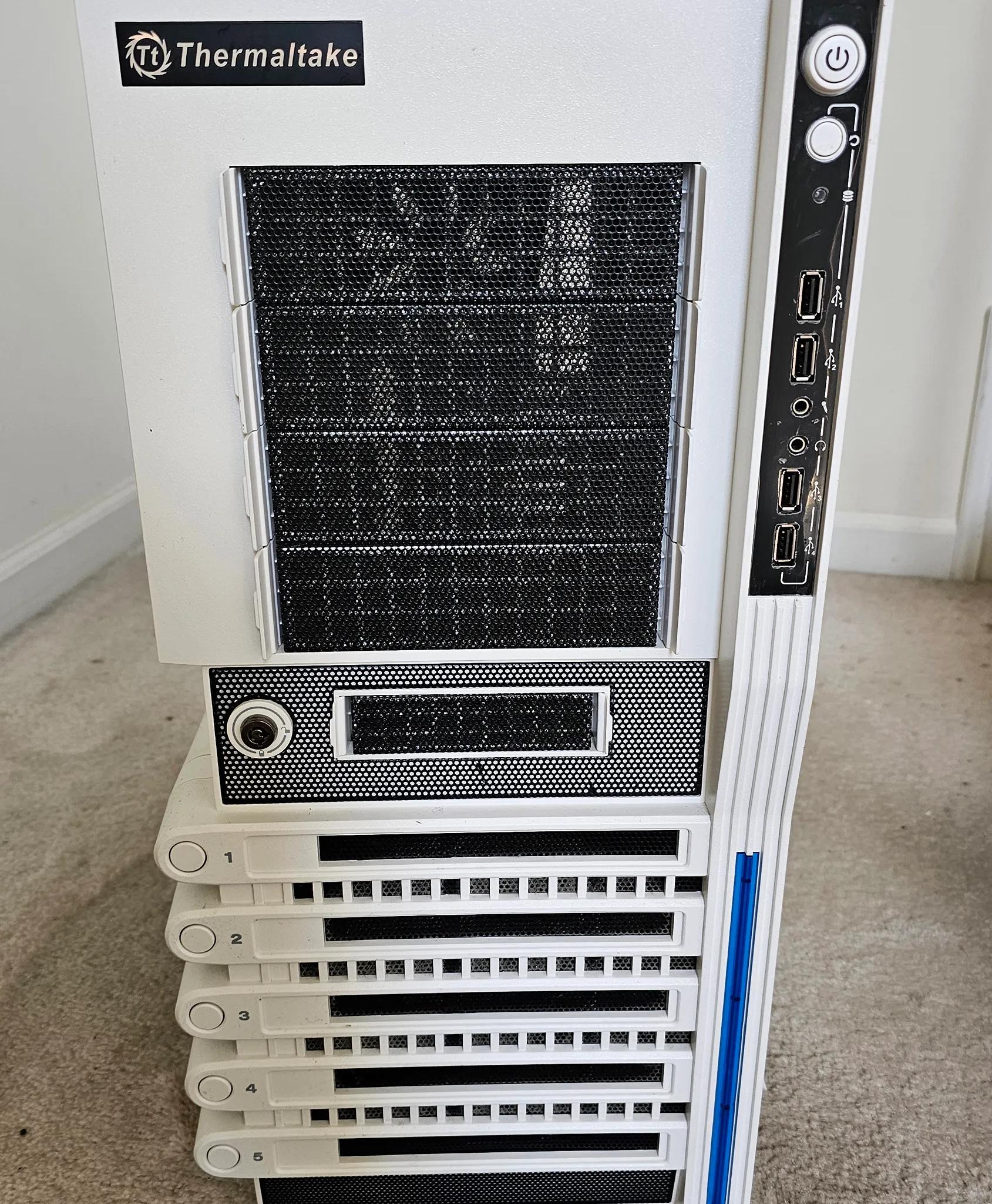 Thermaltake Level 10 GT Snow Edition