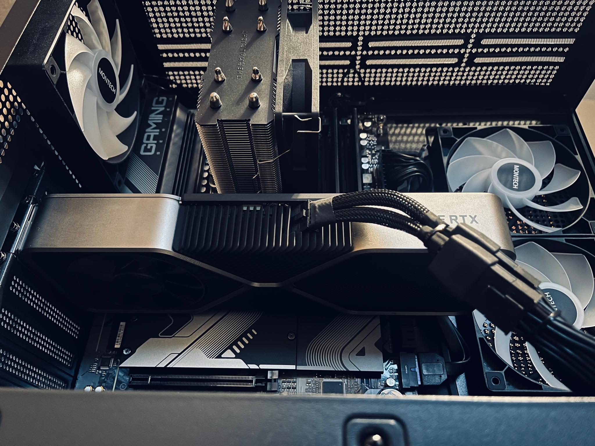 Pro Gaming PC |RTX 3080 // Ryzen 9700X // 32GB DDR5|