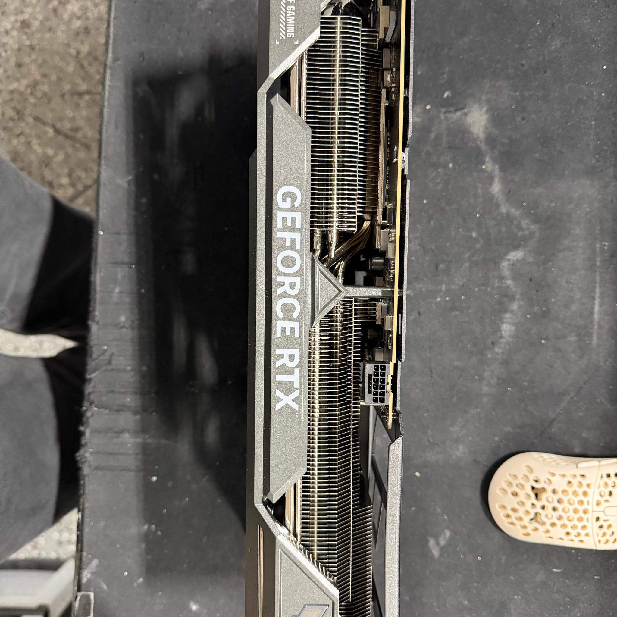 Asus TUF GAMING GeForce RTX 4080
