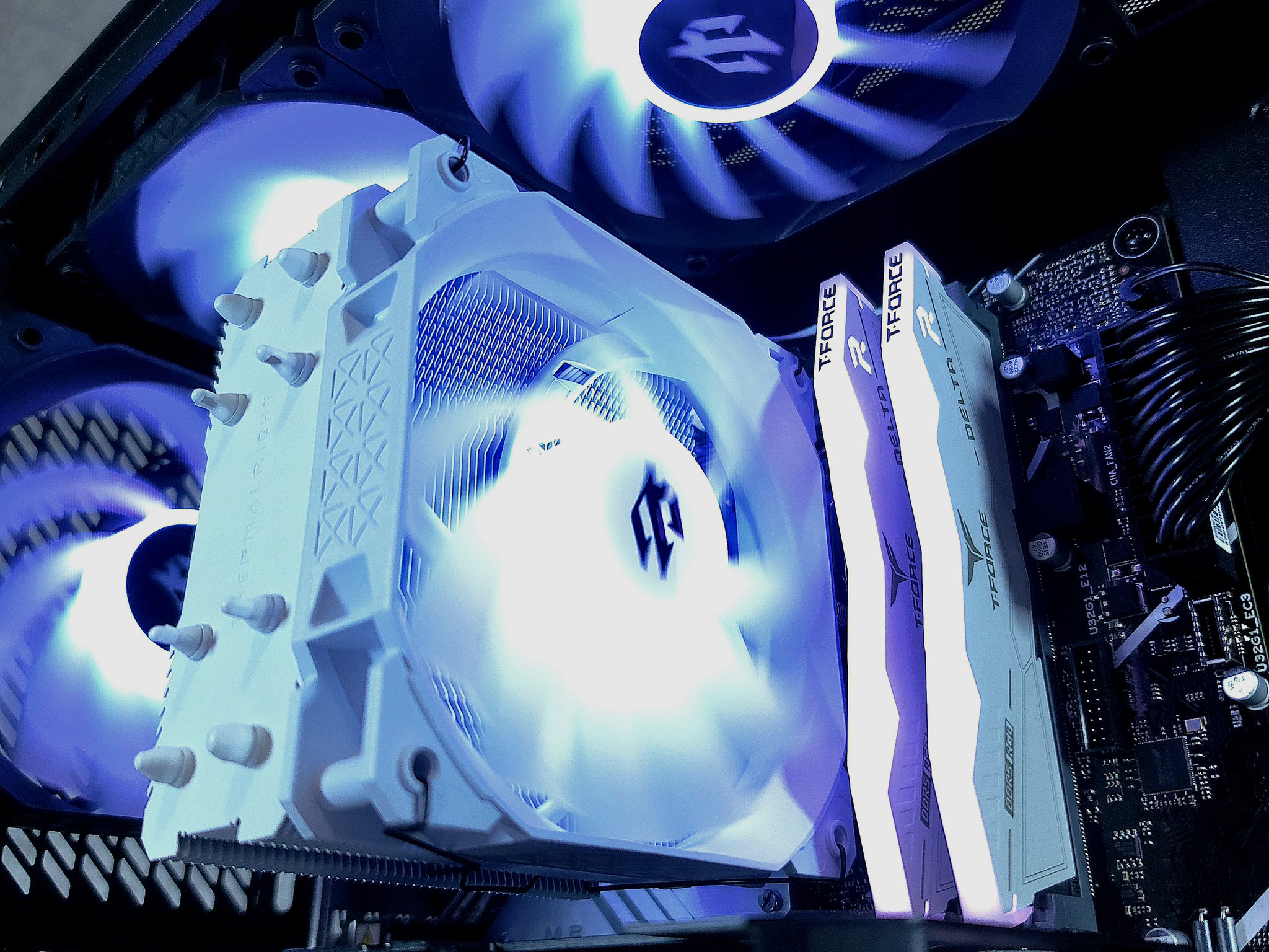 ASUS RTX 4070 🖤 Core i7 14700F