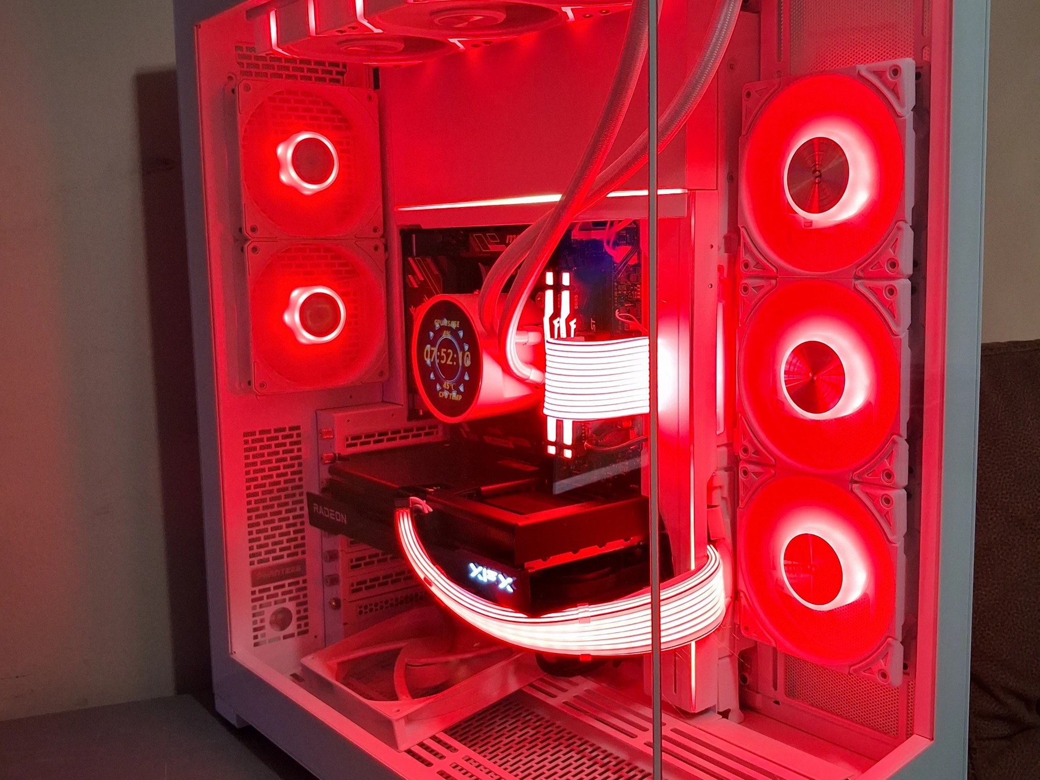 🔥 **GAMING PC — RYZEN 5 7600X + RX 9060 XT 16GB** 🔥