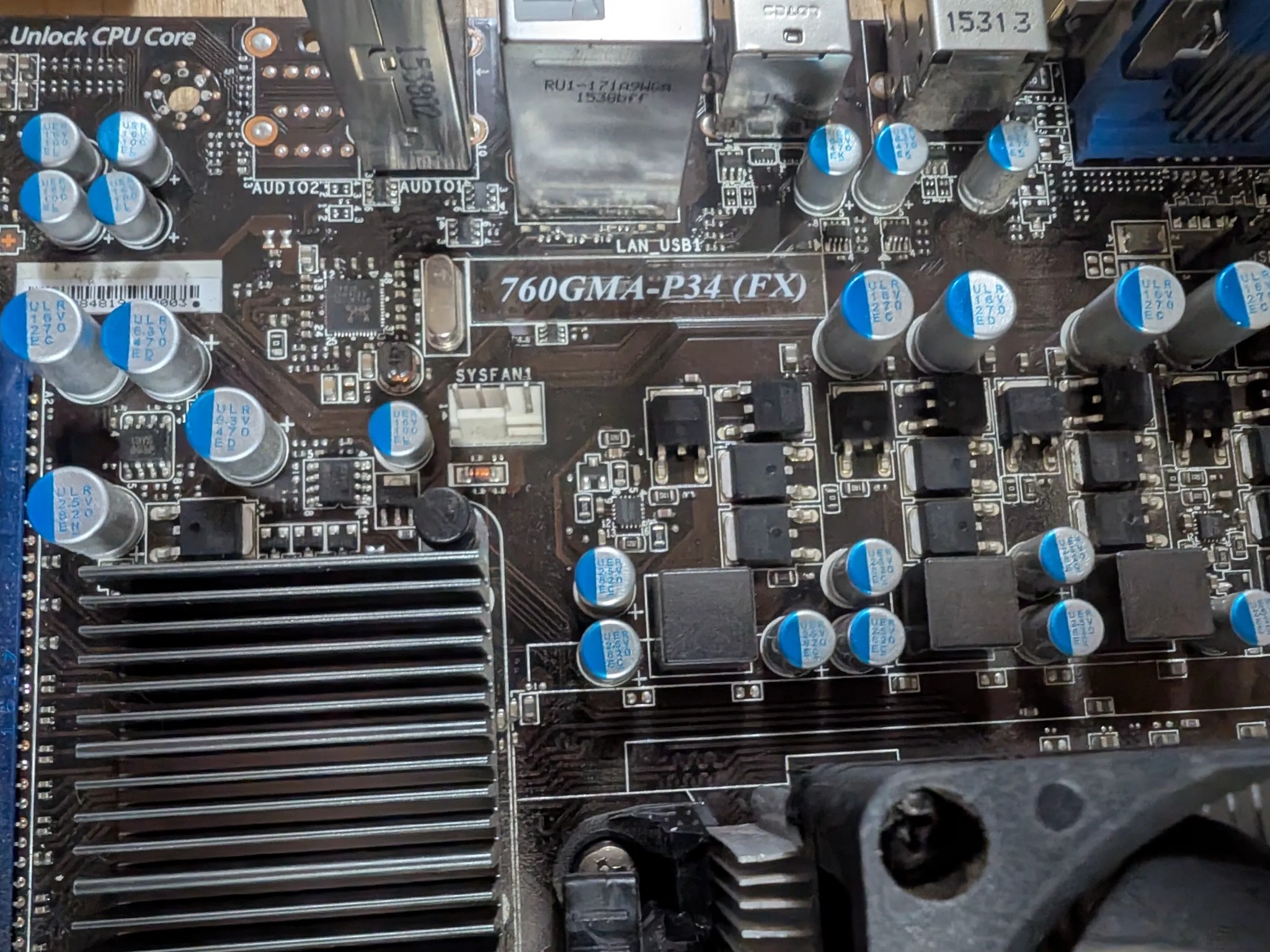 AMD FX 6300 + MSI 760 matx + 16gb DDR3 + GTX 770 2gb + 128gb SSD