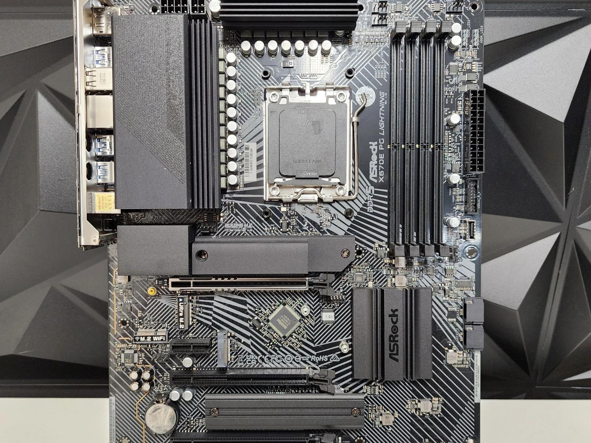 UPDATED BIOS ASRock X670E PG Lightning DDR5 AM5 ATX Motherboard