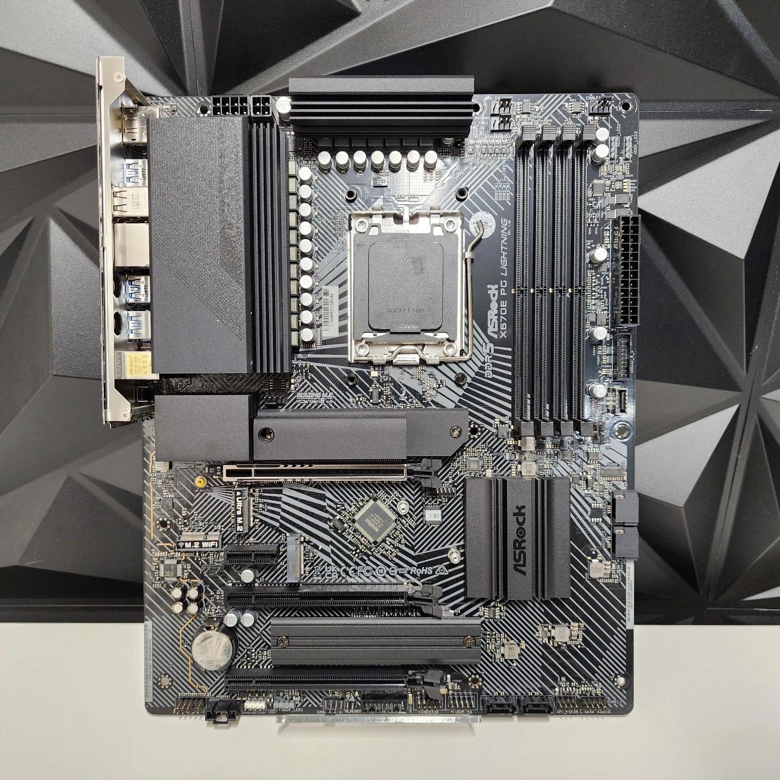 UPDATED BIOS ASRock X670E PG Lightning DDR5 AM5 ATX Motherboard