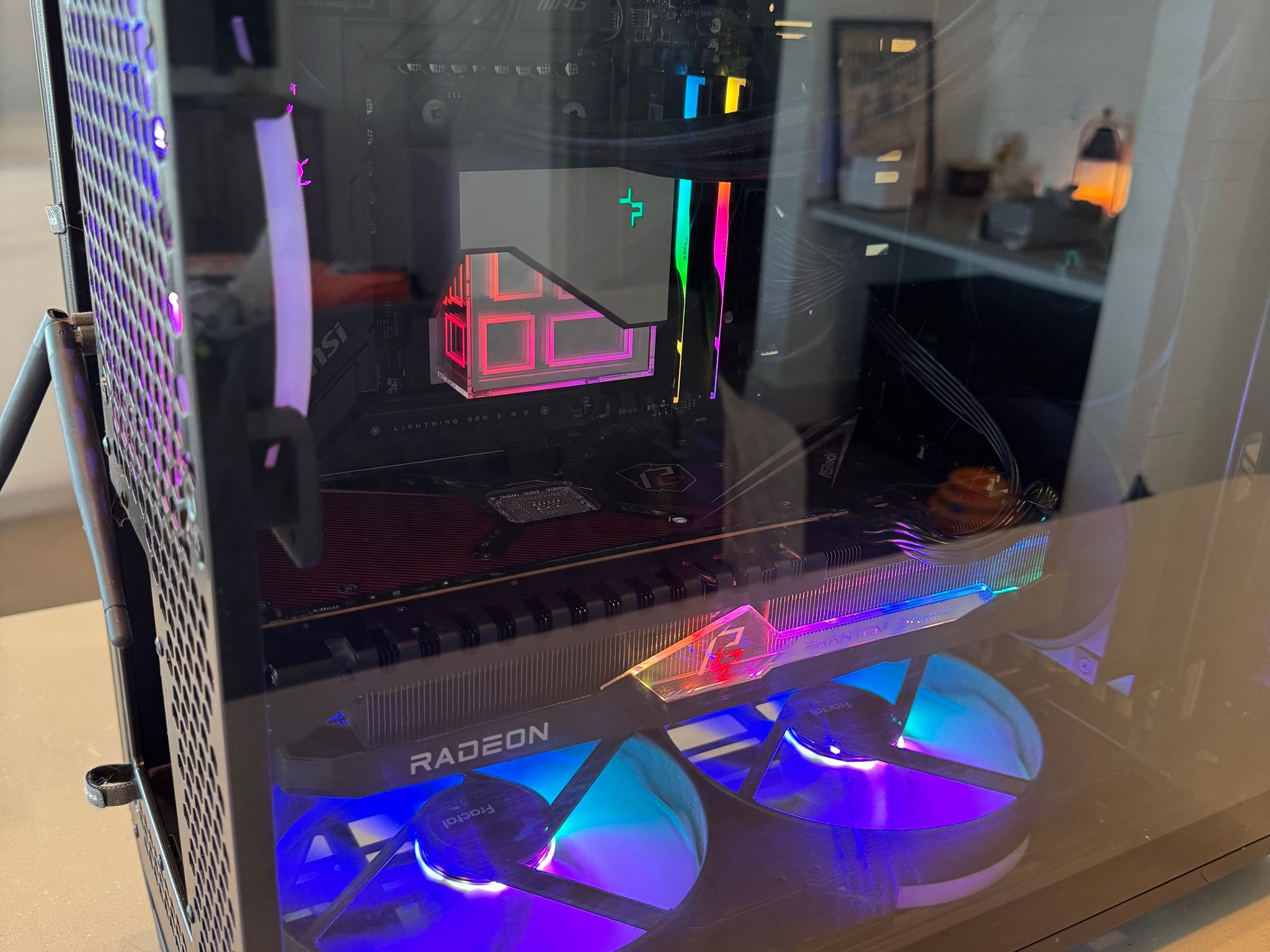 Radeon RX 7900 XT Custom Gaming PC - Ryzen 7 7800X3D, 32GB RAM, 1TB NVMe SSD