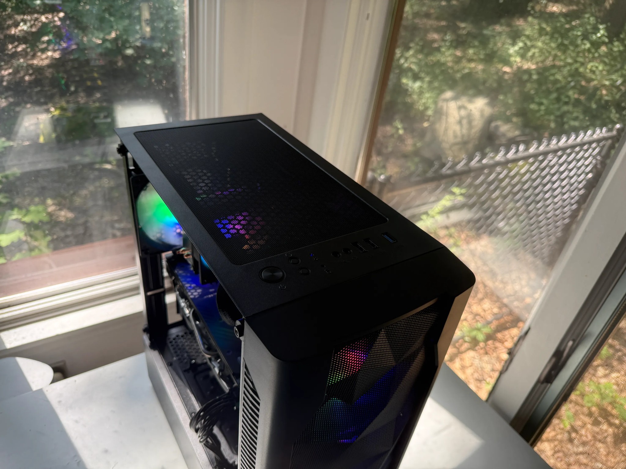 RX 580 / Intel I5 | WIFI | 16GB Ram | 1TB HDD + SSD | Windows 11 Activated