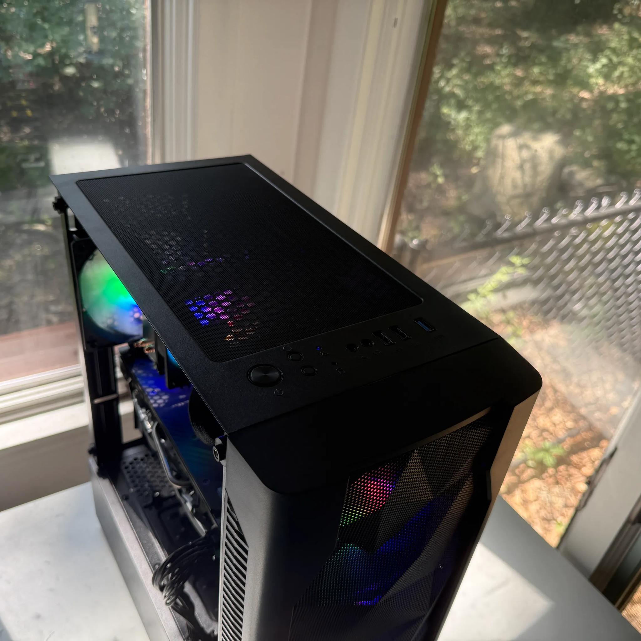 RX 580 / Intel I5 | WIFI | 16GB Ram | 1TB HDD + SSD | Windows 11 Activated