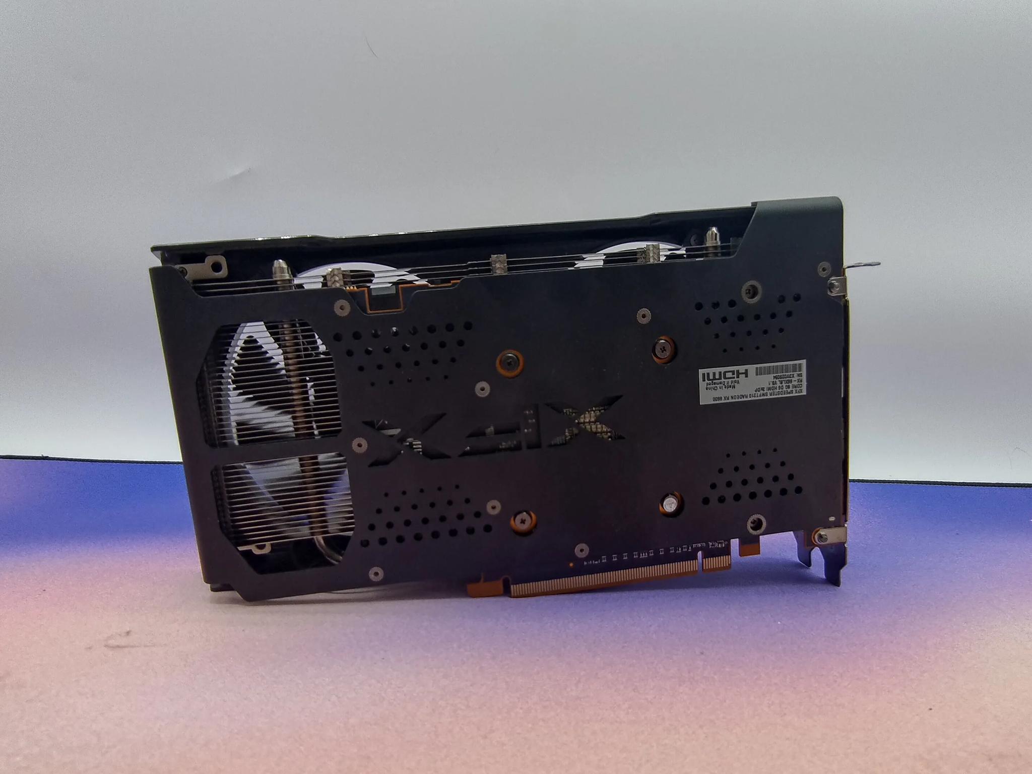XFX Speedster SWFT210 RX 6600