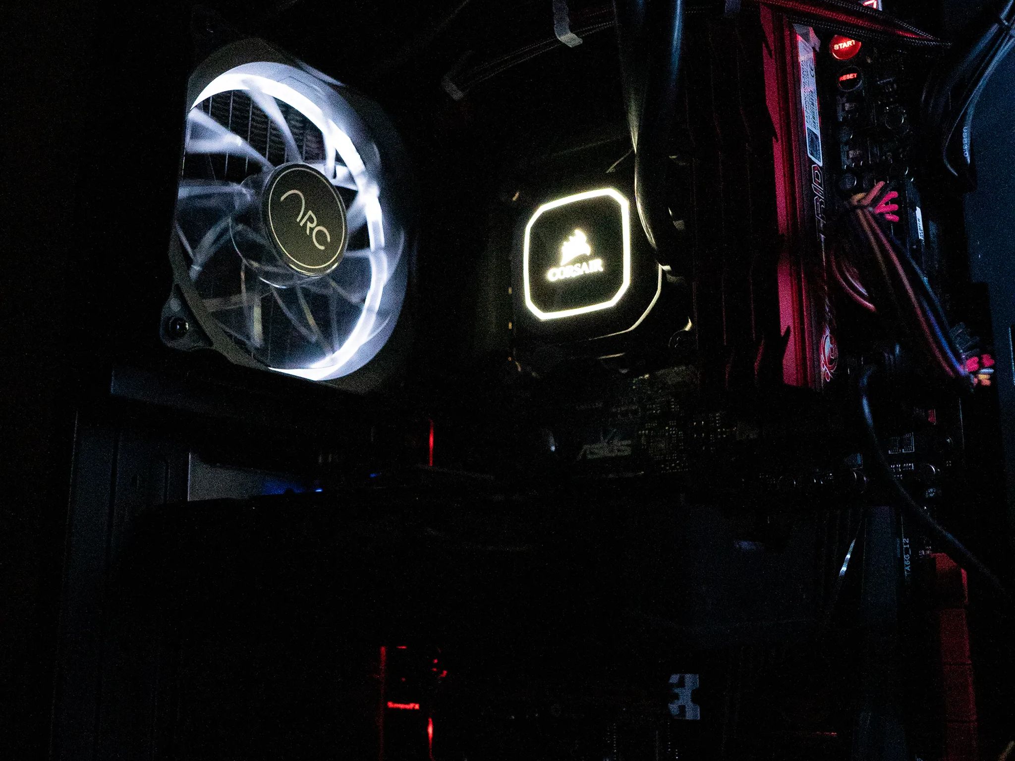 🌨🌨 | GTX 1650 OC | INTEL i7 4770K | 32GB RAM | 750GB | Arctic Snow