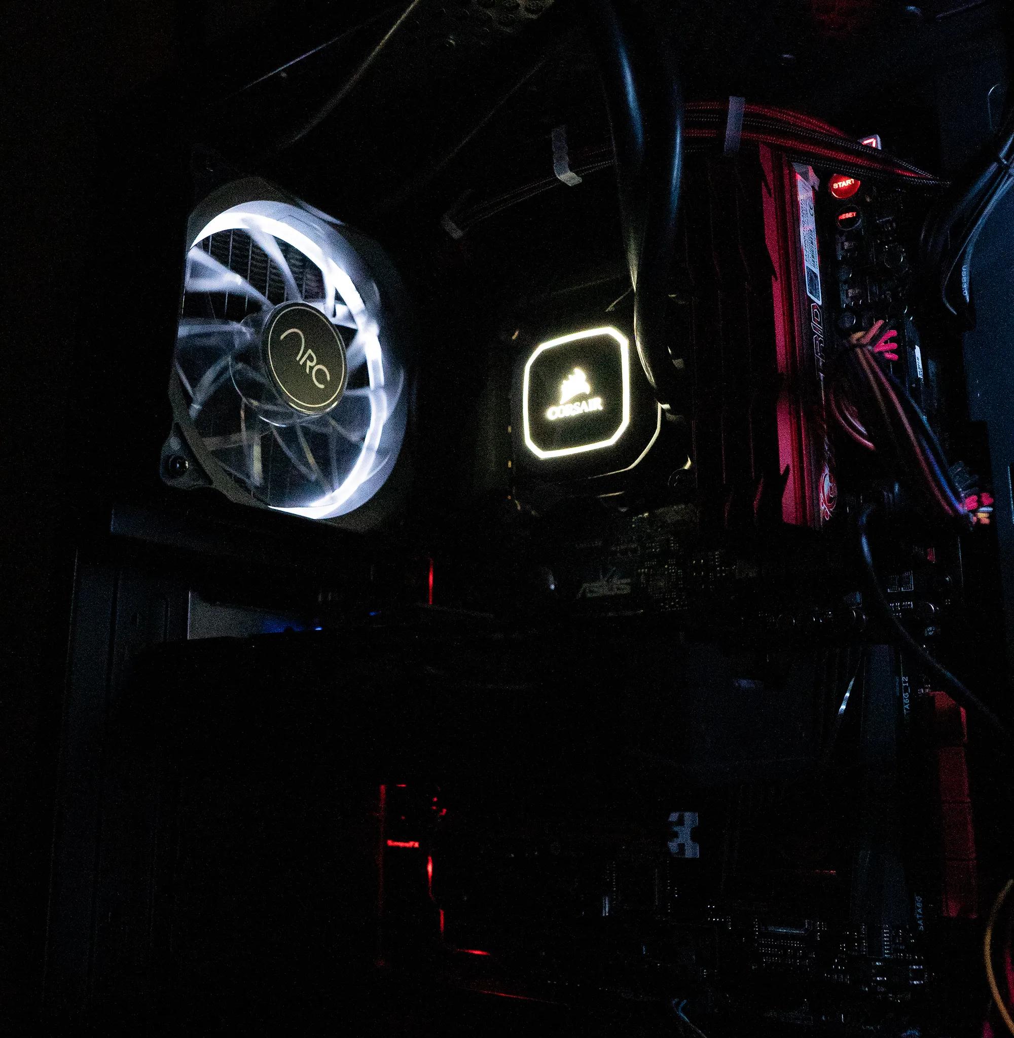 🌨🌨 | GTX 1650 OC | INTEL i7 4770K | 32GB RAM | 750GB | Arctic Snow