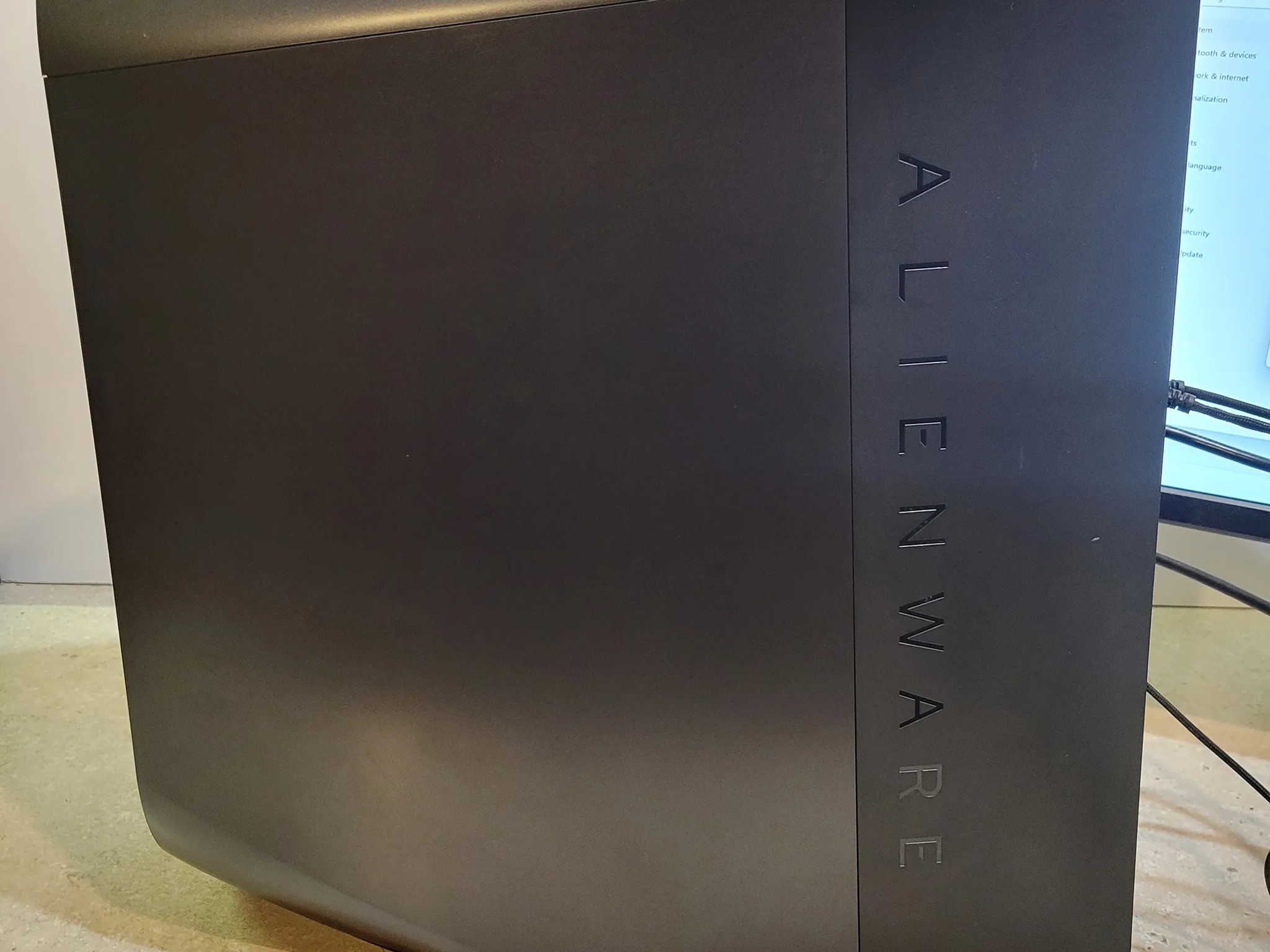 Alienware R11 Gaming Computer