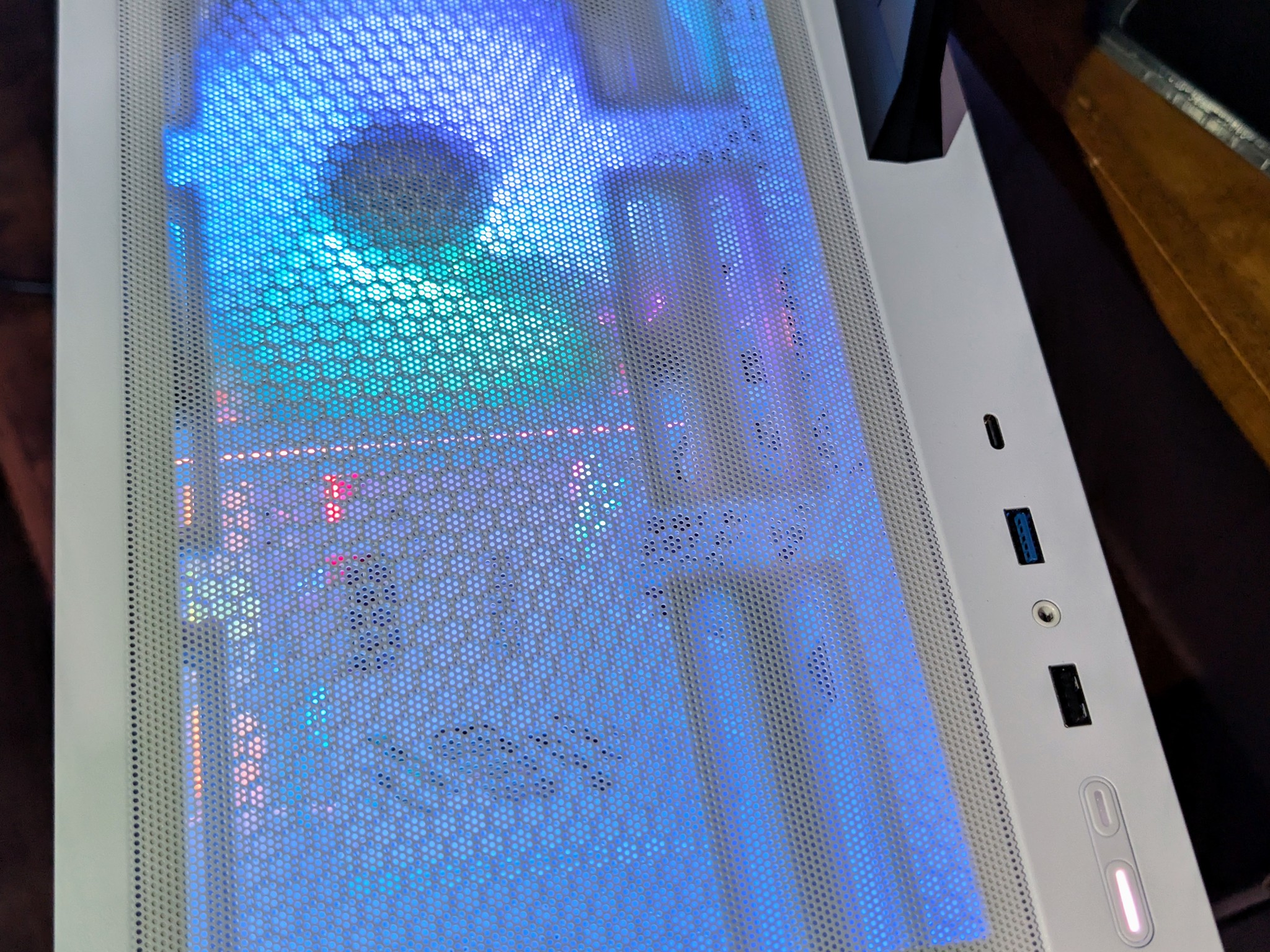 All-White Custom Gaming PC | AMD 7800X3D | Sapphire Pure 7800XT 16GB | 32GB DDR5 6000MT/s | 1.25TB