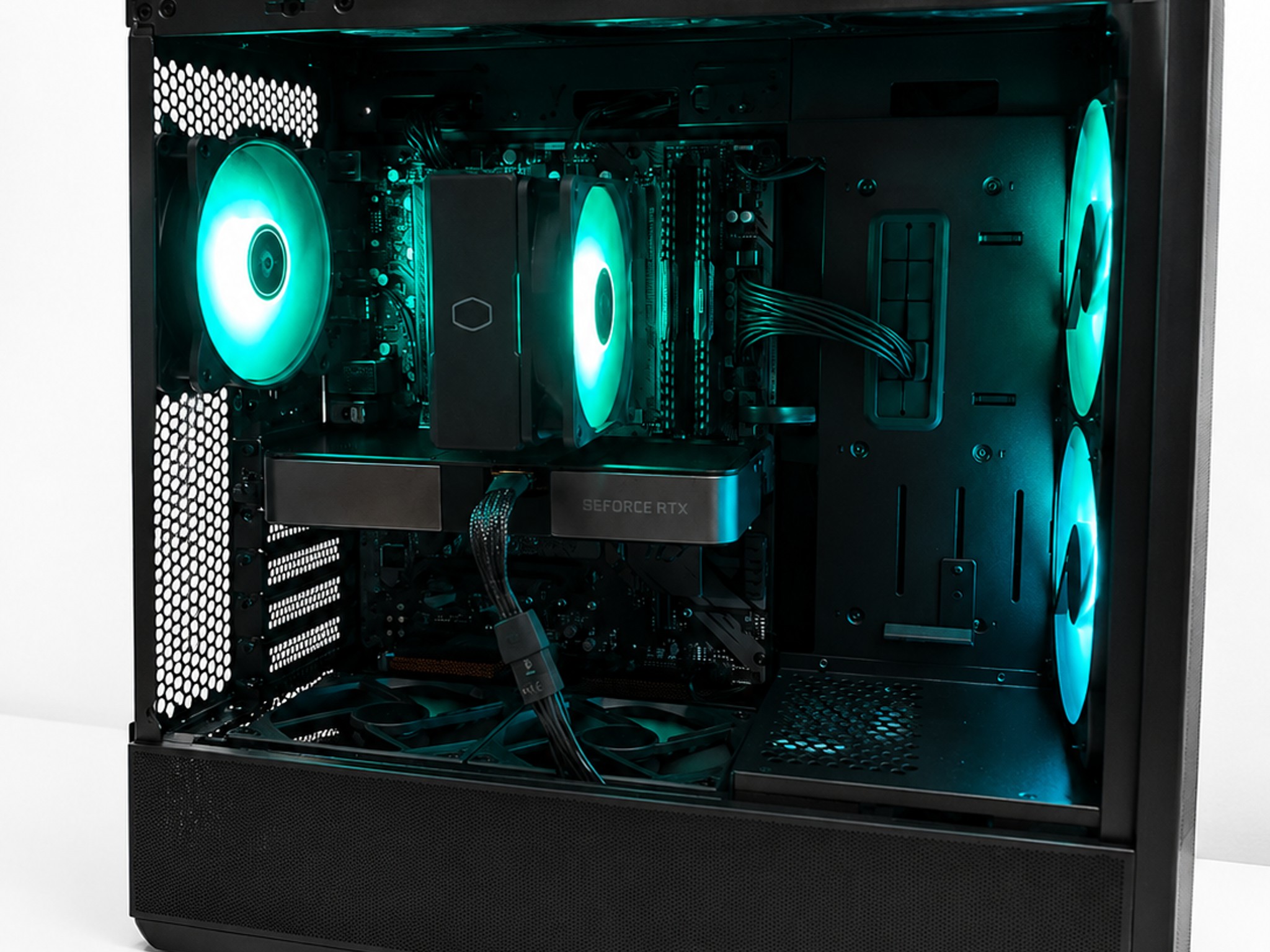 RTX 3070 Founders Edition 8 GB | Ryzen 5 5500 | 32 GB DDR4 | 1 TB NVME SSD