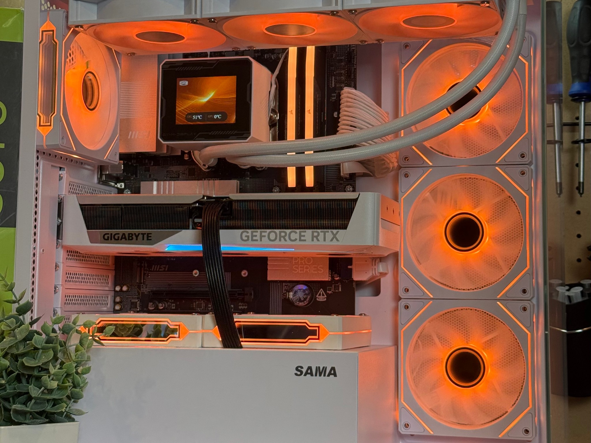 ❄️ WHITEOUT All White Gaming PC | RTX 5070 | Ryzen 7 7700 | 32GB DRR5 RAM | 1TB | Windows 11
