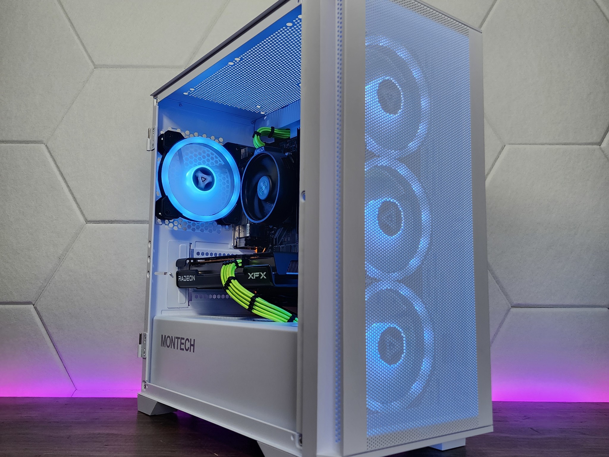 💜💚 RX 6600 // Ryzen 5 4500 // 16GB 3600MHz // 1TB NVMe Gen3