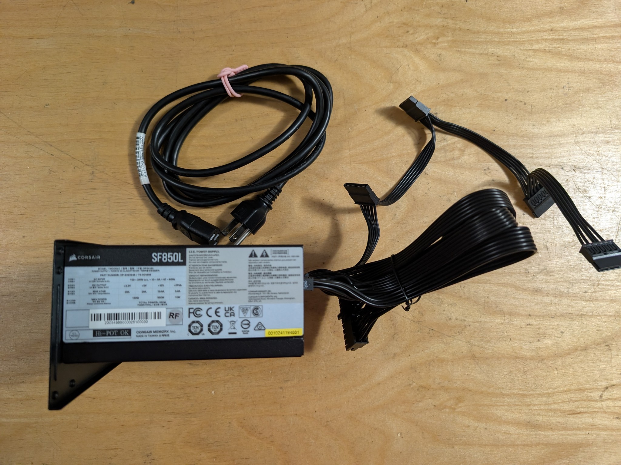 Corsair SF850L SFX - cables missing