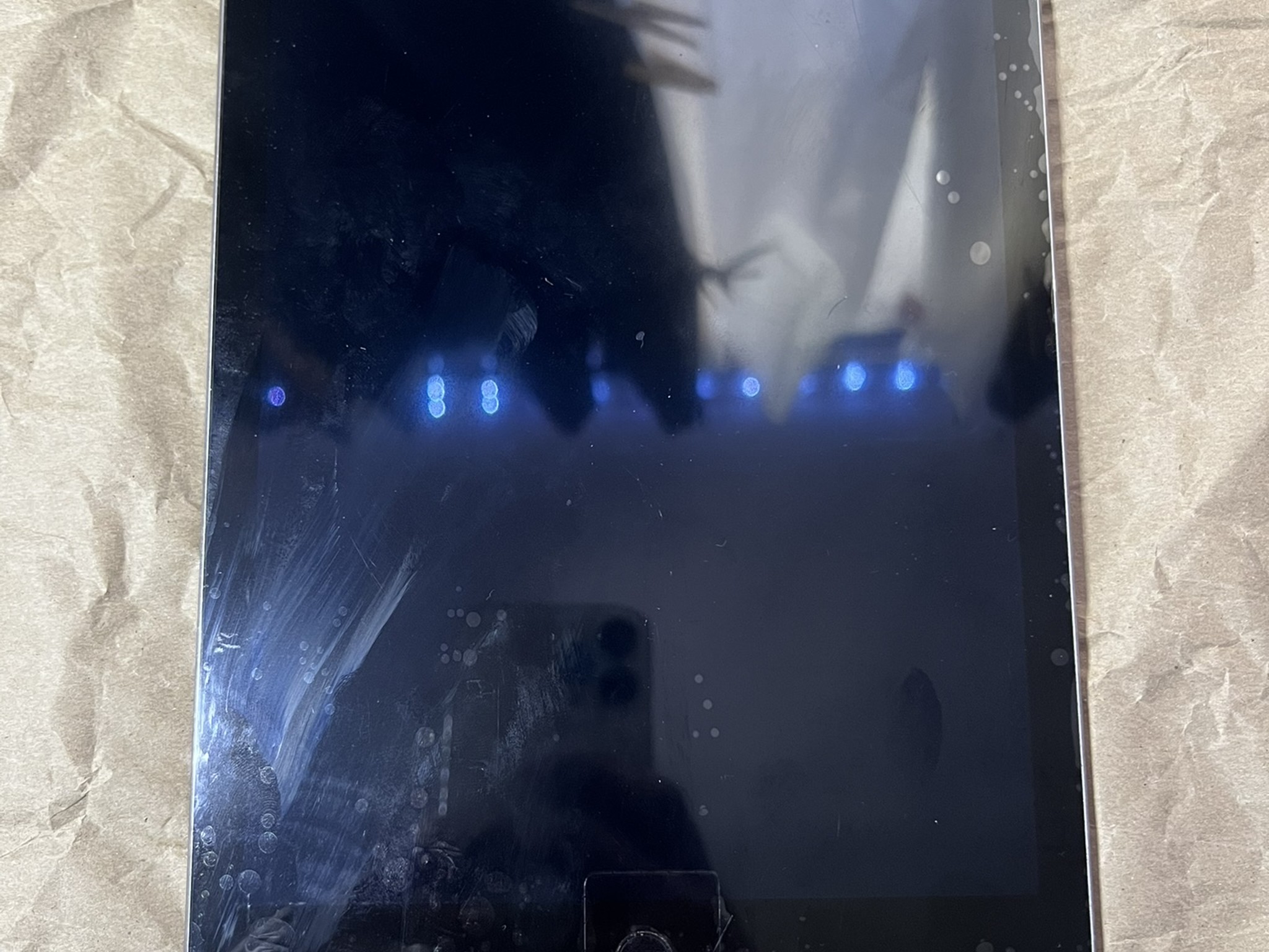 Apple iPad Air 2 – Wi-Fi + Cellular – 128GB – Space Gray