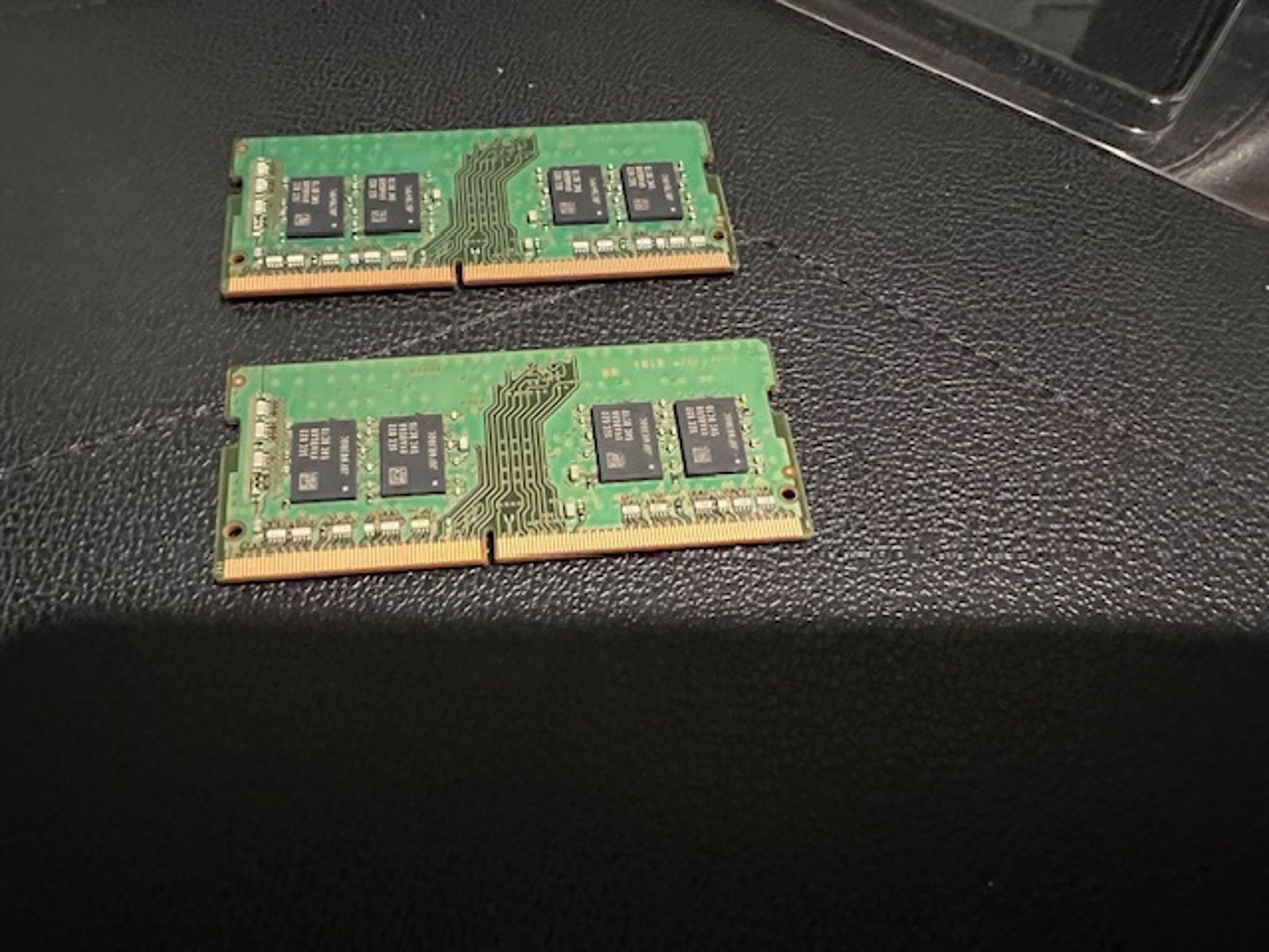 Samsung 16GB (8GB X2) Laptop DDR4-2666 Mhz SO-DIMM Dual Channel Ram Kit.