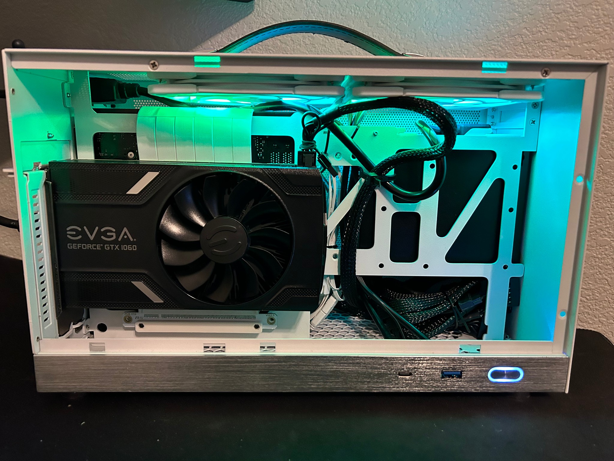 Mini itx ryzen 5 5600x gaming pc