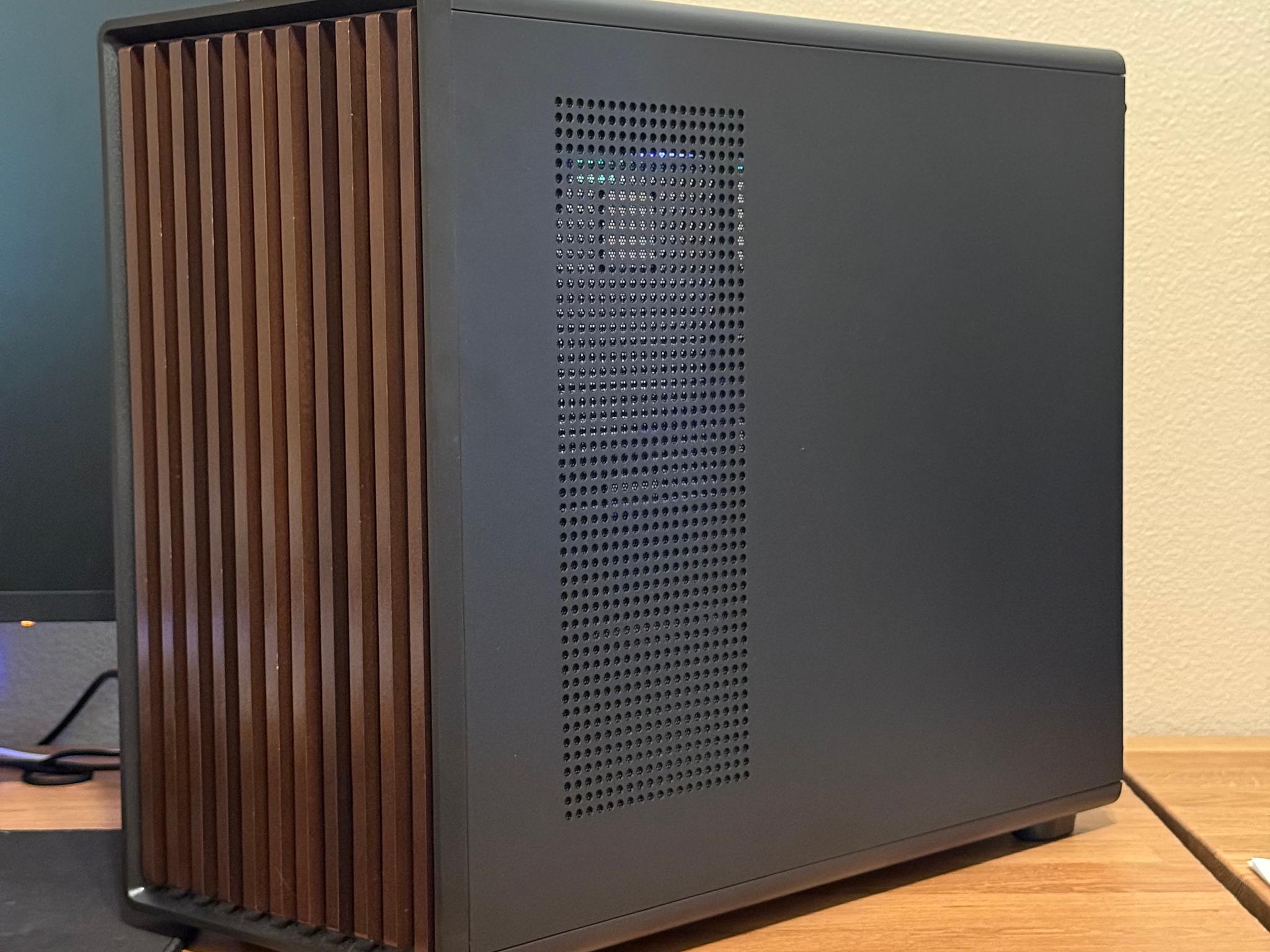 RX 7700 XT | RYZEN 7600X | 32GB 6000CL30 | 2TB NVME