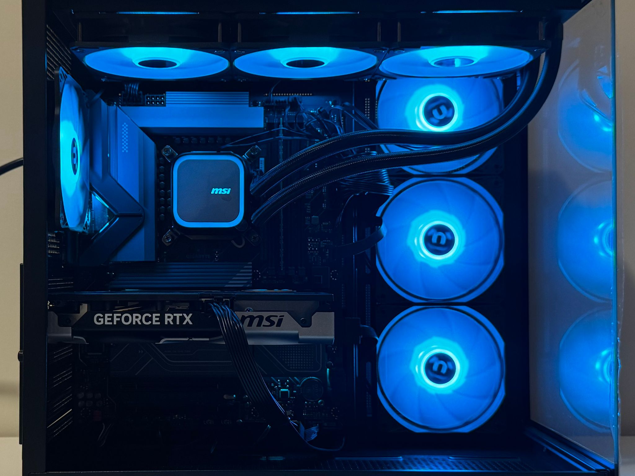 Intel Core Ultra 7 270K Plus 32GB DDR5 RAM GeForce RTX 5060 Ti WD Black SN850X 1TB SSD Gaming PC
