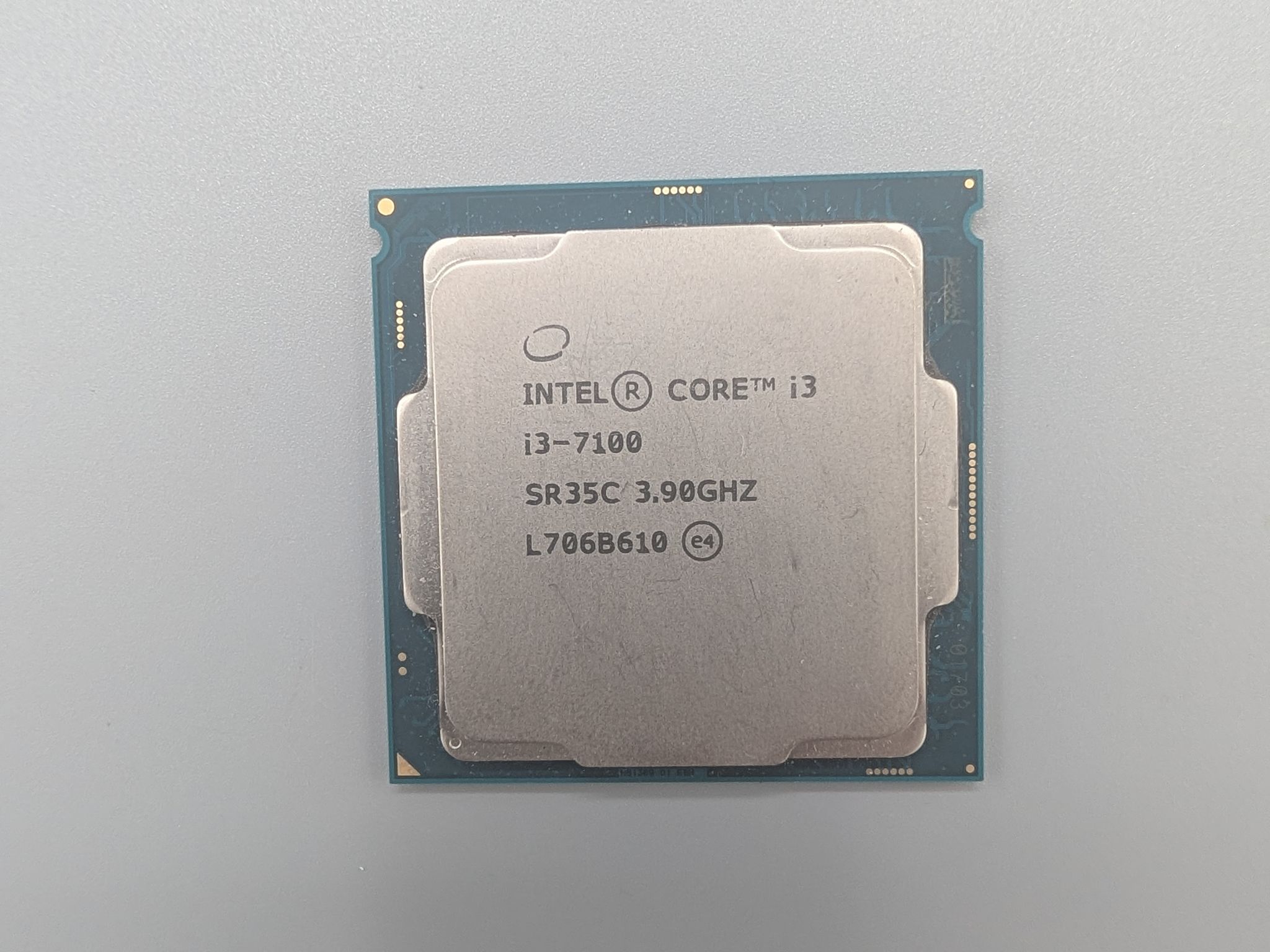 Intel Core I3 7100