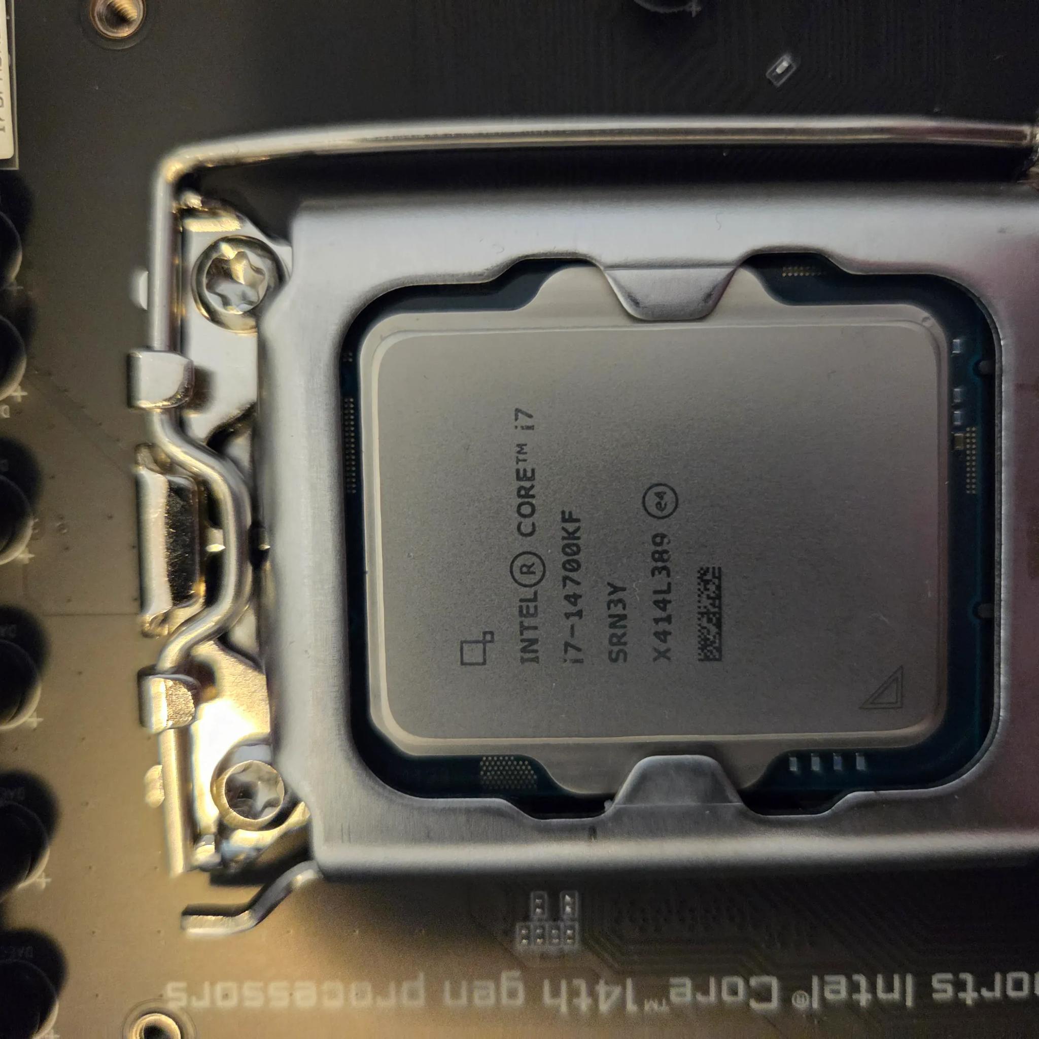 Core i7 14700kf
