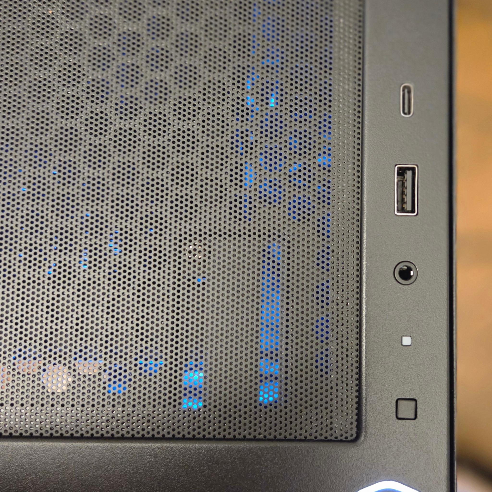 Cooler Master, ASRock, Zotac RTX 5070, Kingston 32GB 6000MHz