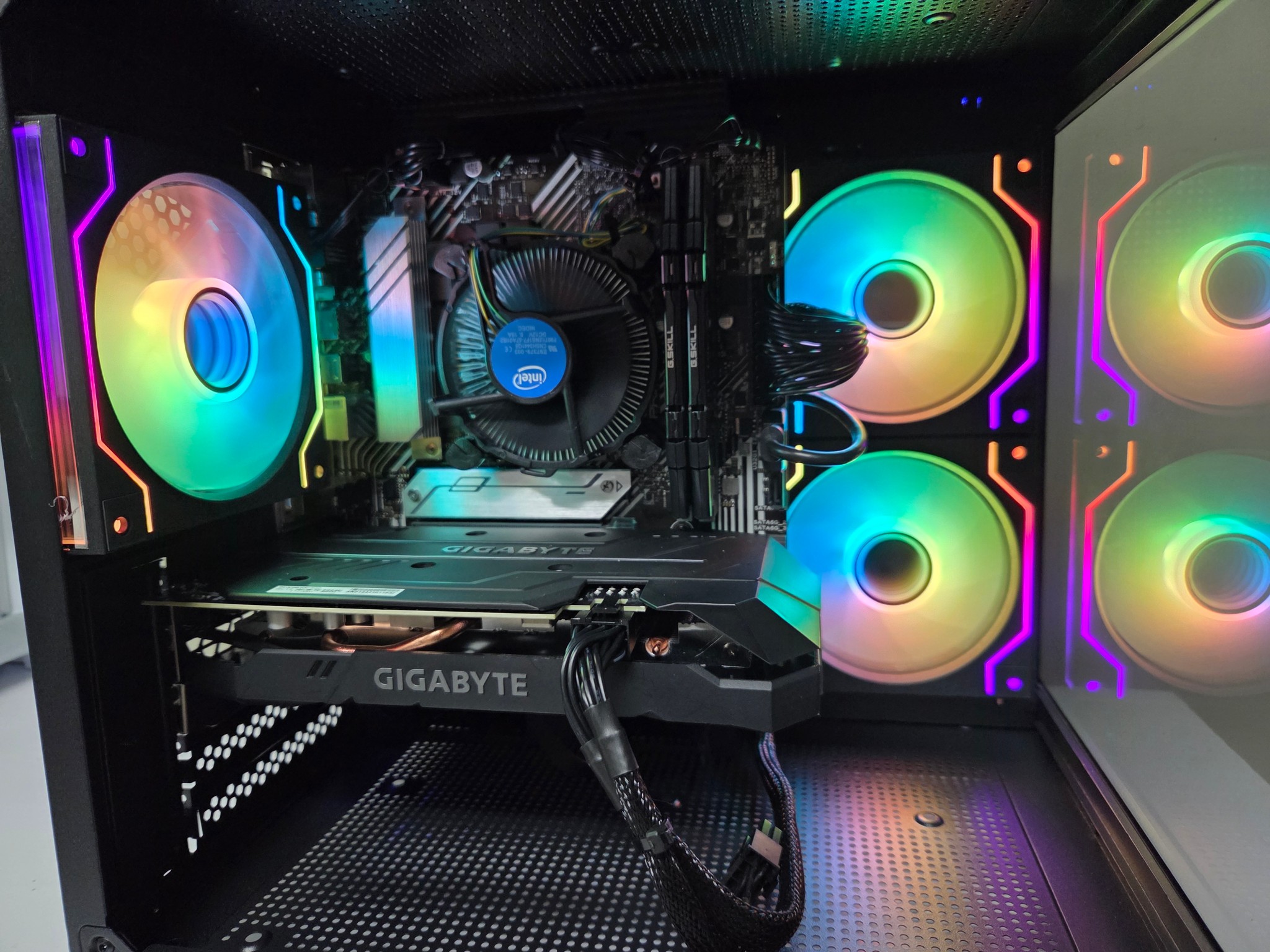 Intel I5-10400F / GTX 1660TI / Wifi & BT