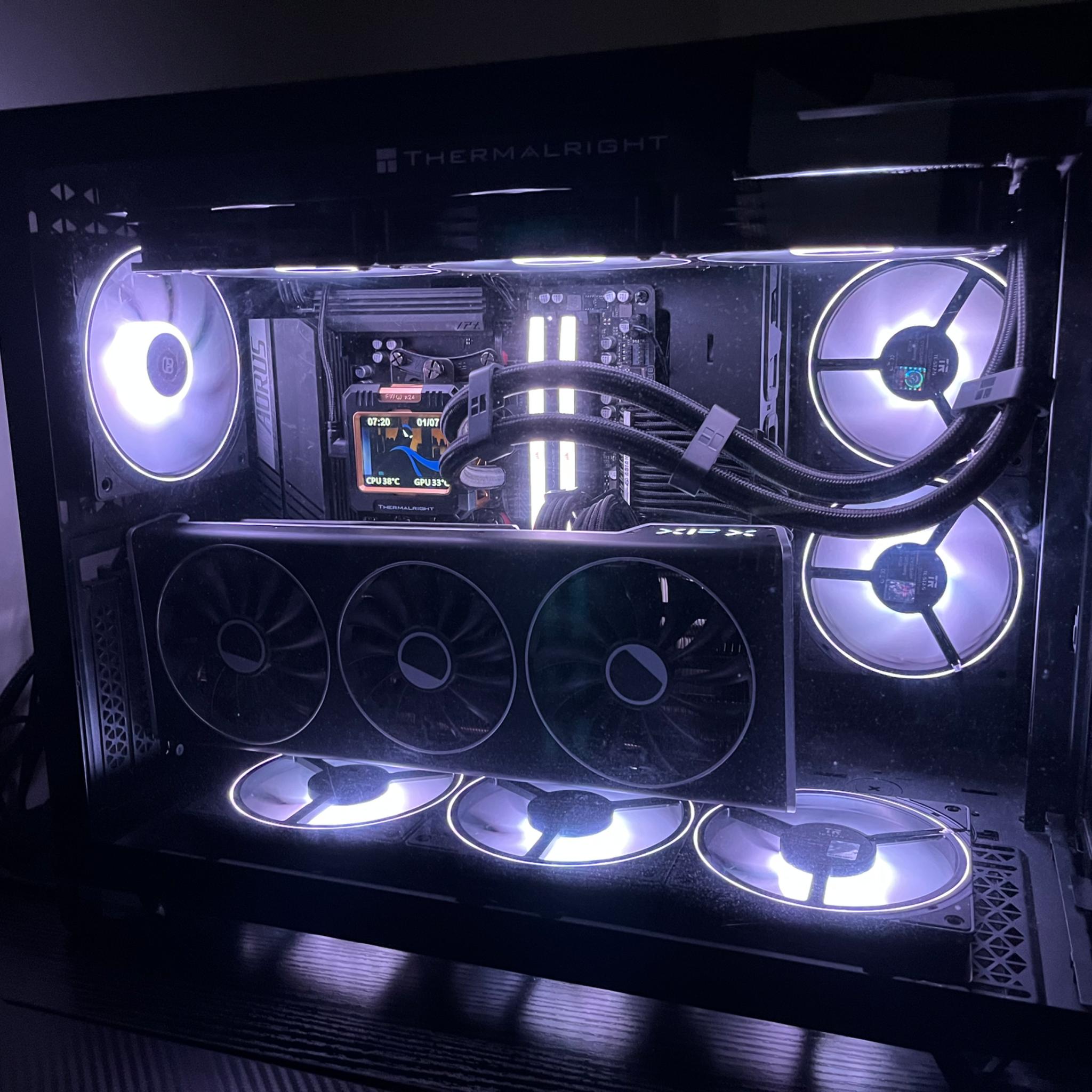 RX 7800 XT XFX MERC
