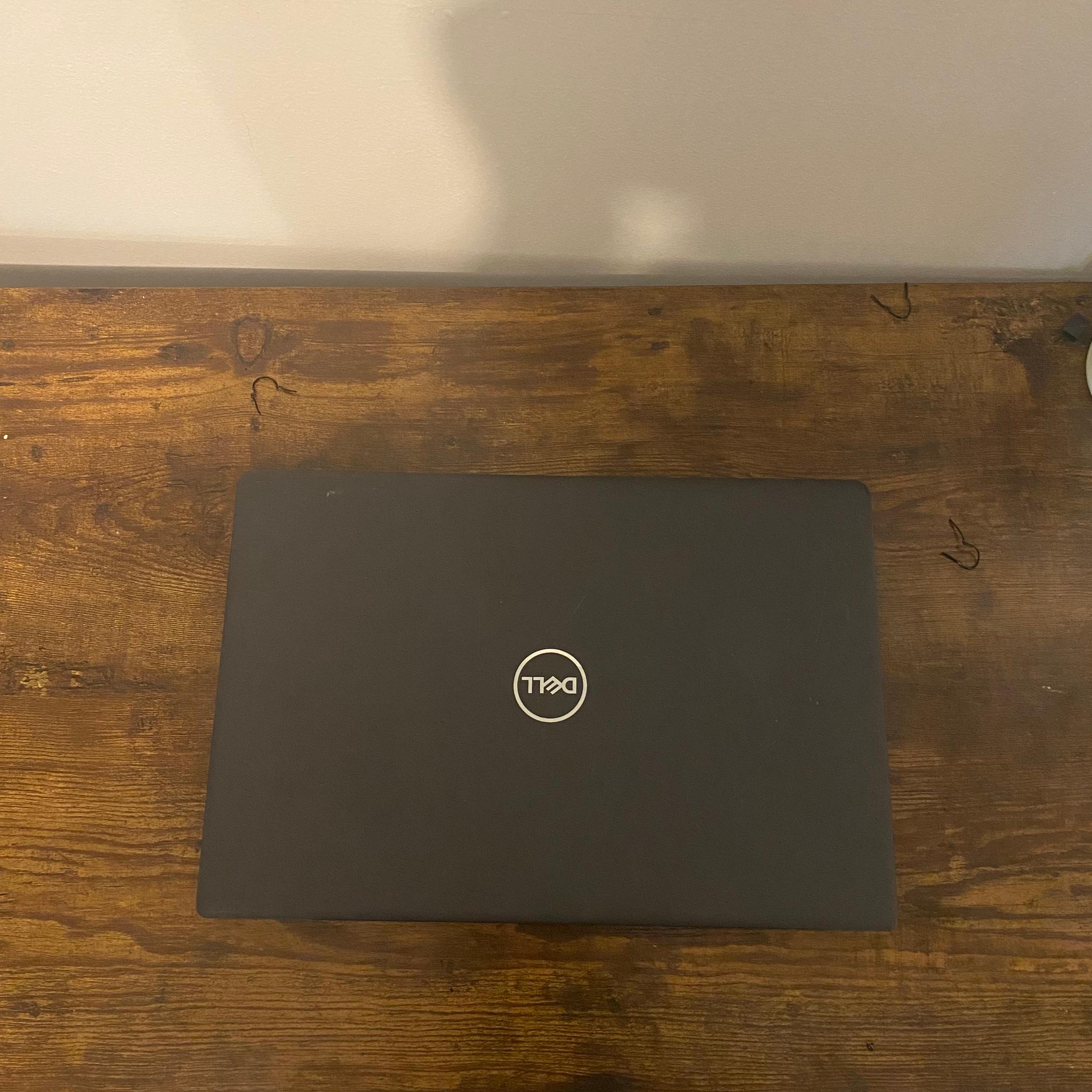 DELL Latitude 3510 i5 10th gen 8 Gb ram with charger