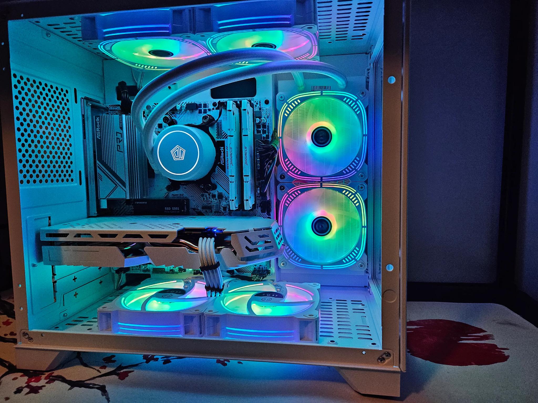 Arctic Rig Ryzen 5 5500 / 32GB DDR4/ 1TB SSD / Rx 6600