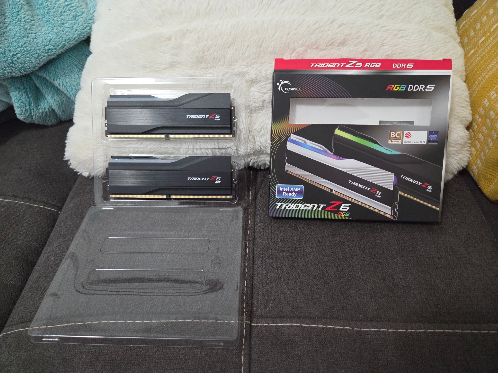 *LIKE NEW* G.Skill Trident Z5 RGB - 32GB Kit