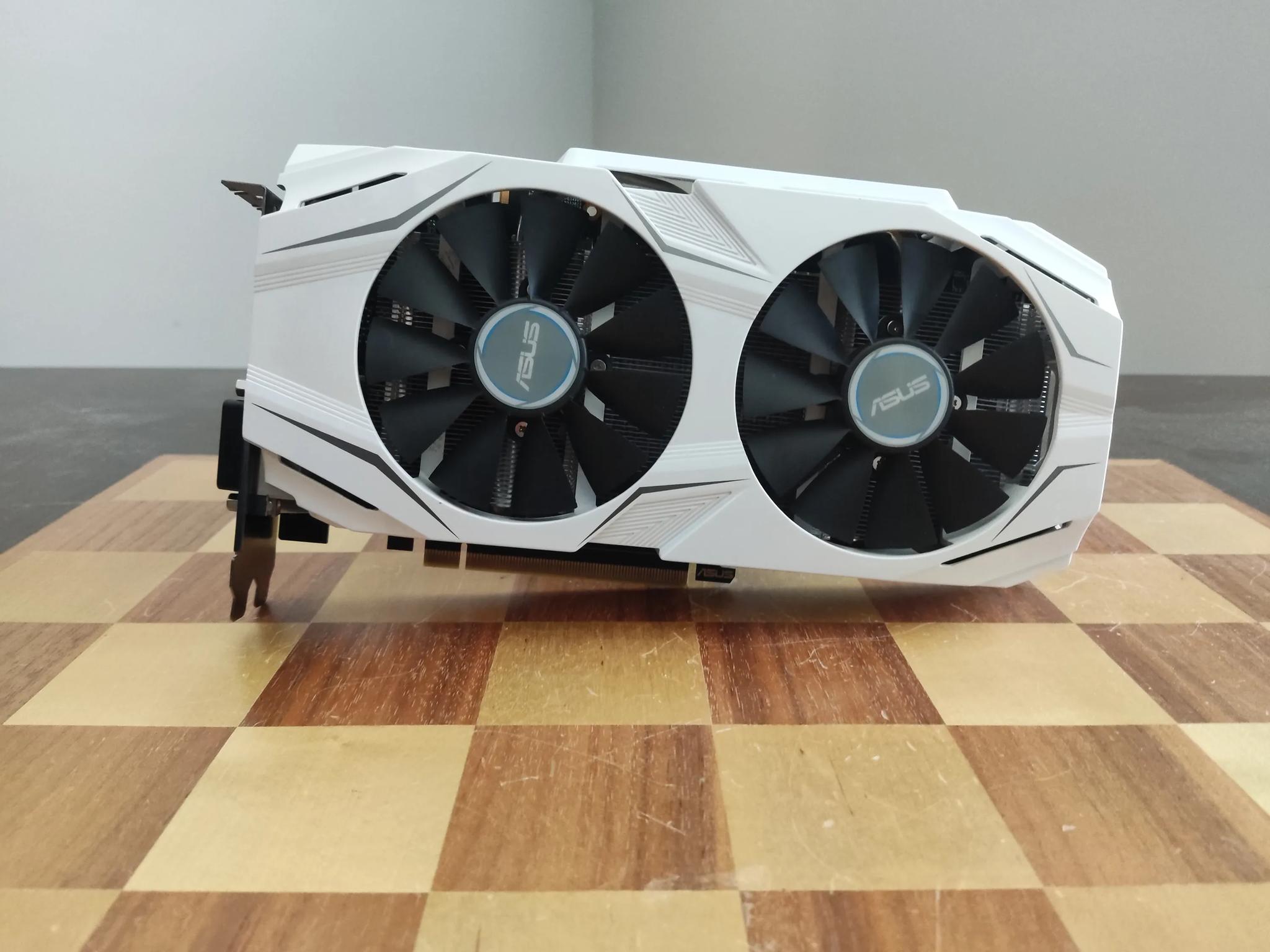Asus Dual GTX 1070