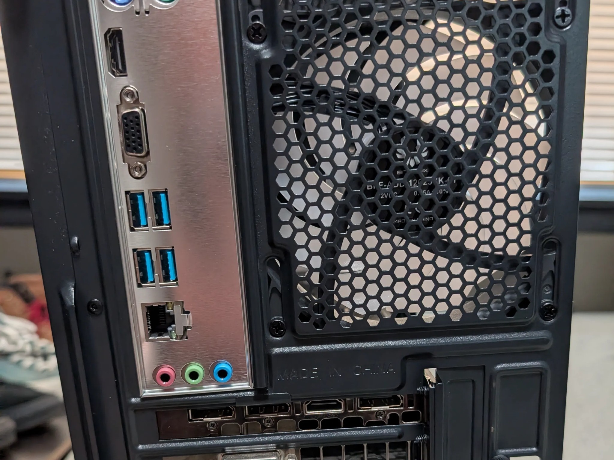 Ryzen Gaming PC: Ryzen 5 2600 | GTX 1060 6GB | 16 GB DDR4 | 1 TB SSD