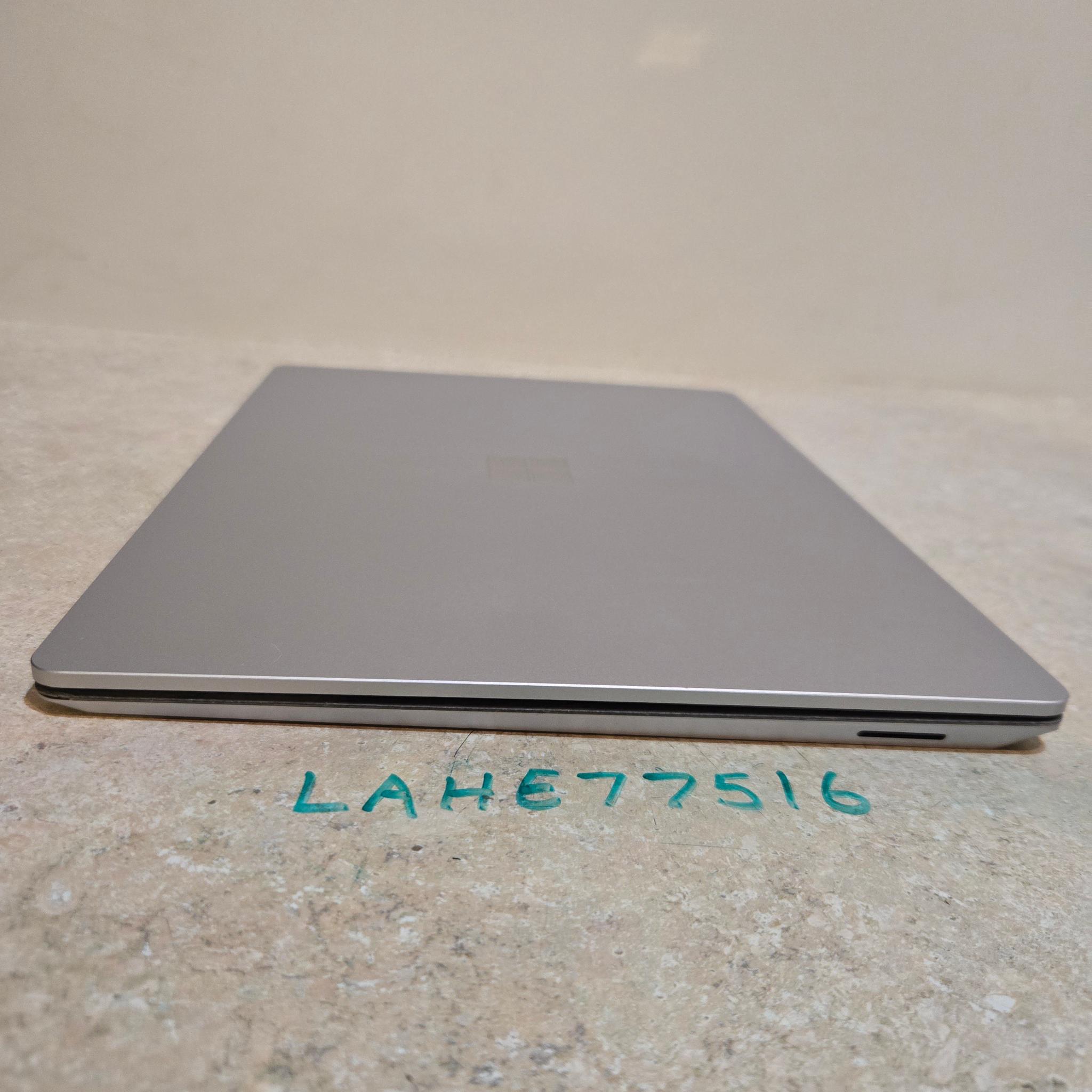 Microsoft Surface Laptop 4 - 256Gb SSD - Ryzen 5 - 13.5" 2k Touch Display - Model 1958