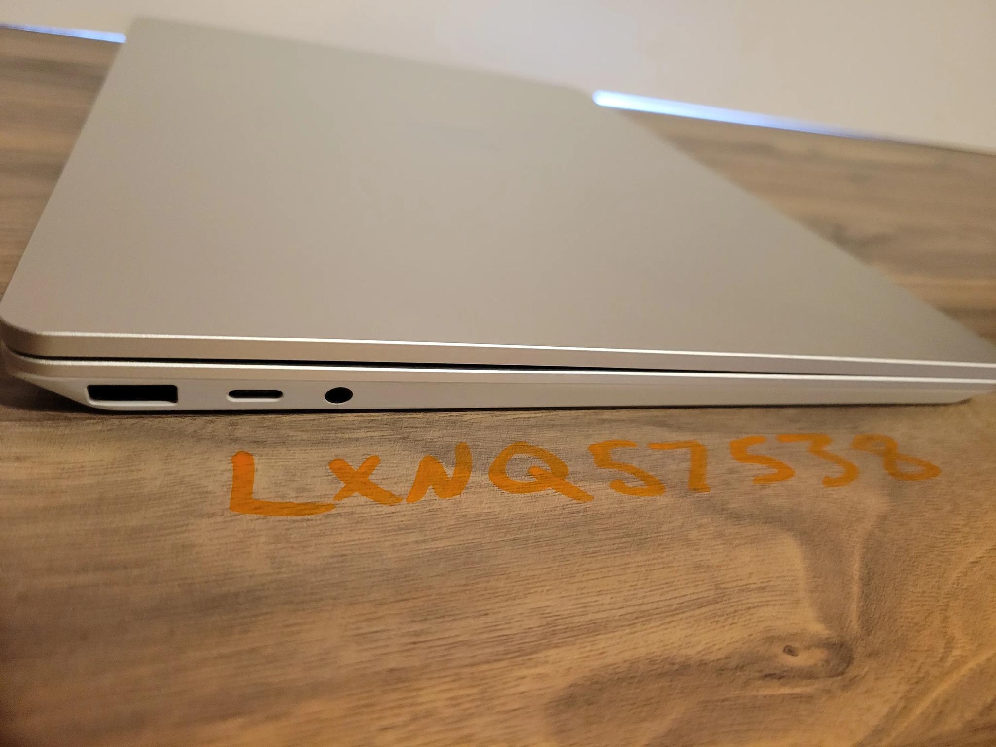 Microsoft Surface Laptop Go Touchscreen