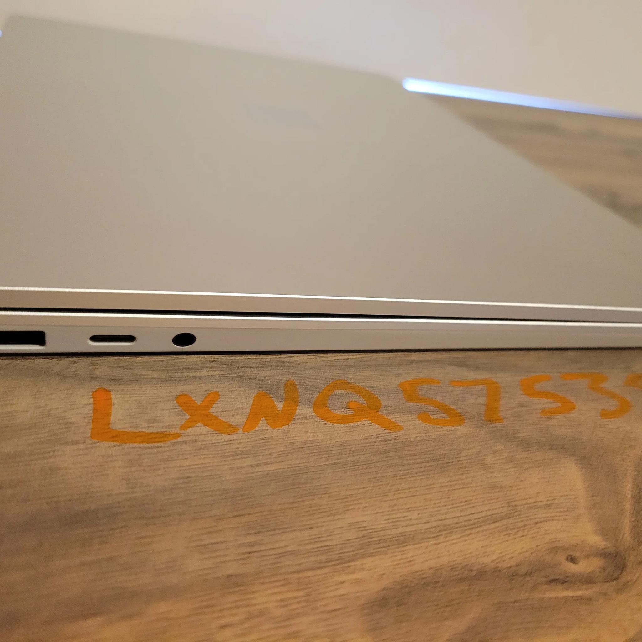 Microsoft Surface Laptop Go Touchscreen