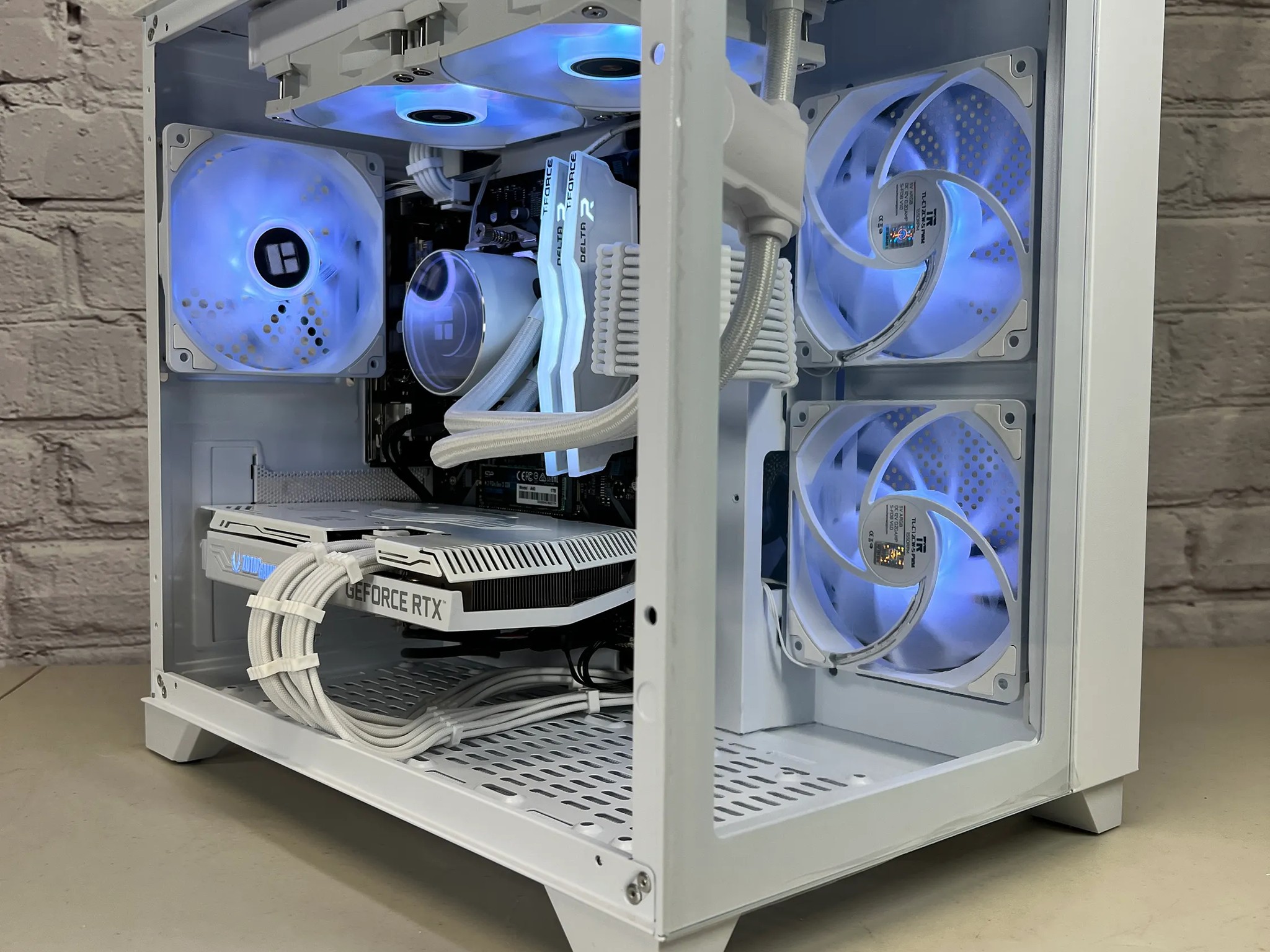 Ryzen 5 5600X RTX 3070 16GB RAM 1TB M.2 Gaming PC