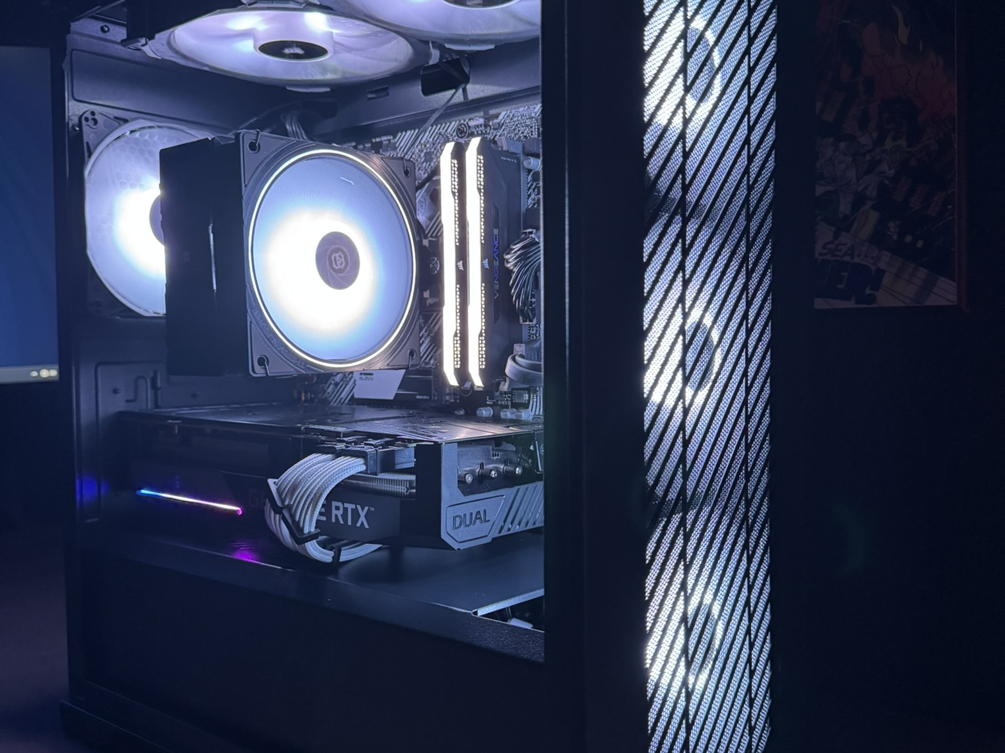 1440p Gaming Beast | RTX 3070 | Ryzen 7 3700X | 32GB DDR4 | WIFI