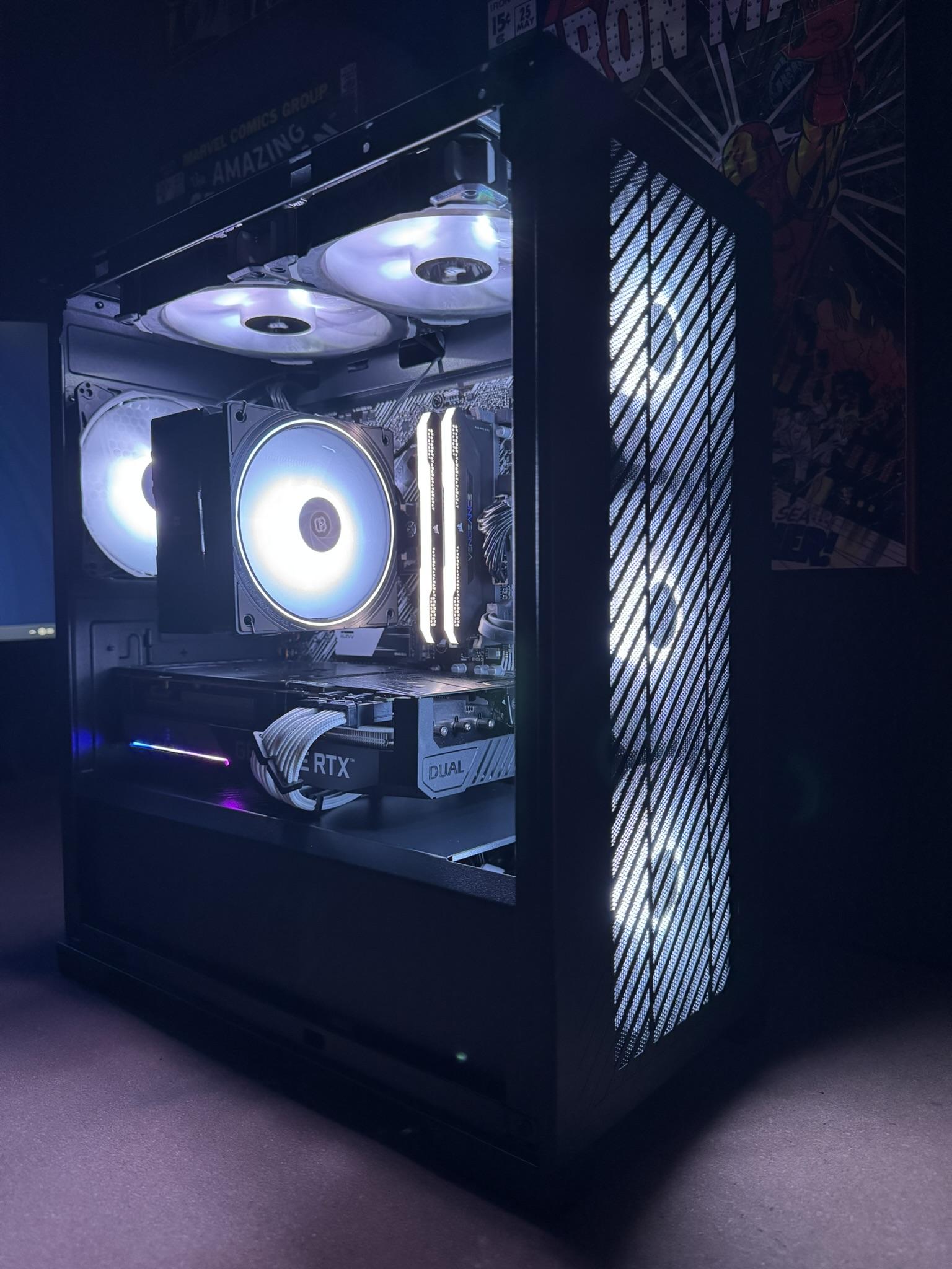 1440p Gaming Beast | RTX 3070 | Ryzen 7 3700X | 32GB DDR4 | WIFI