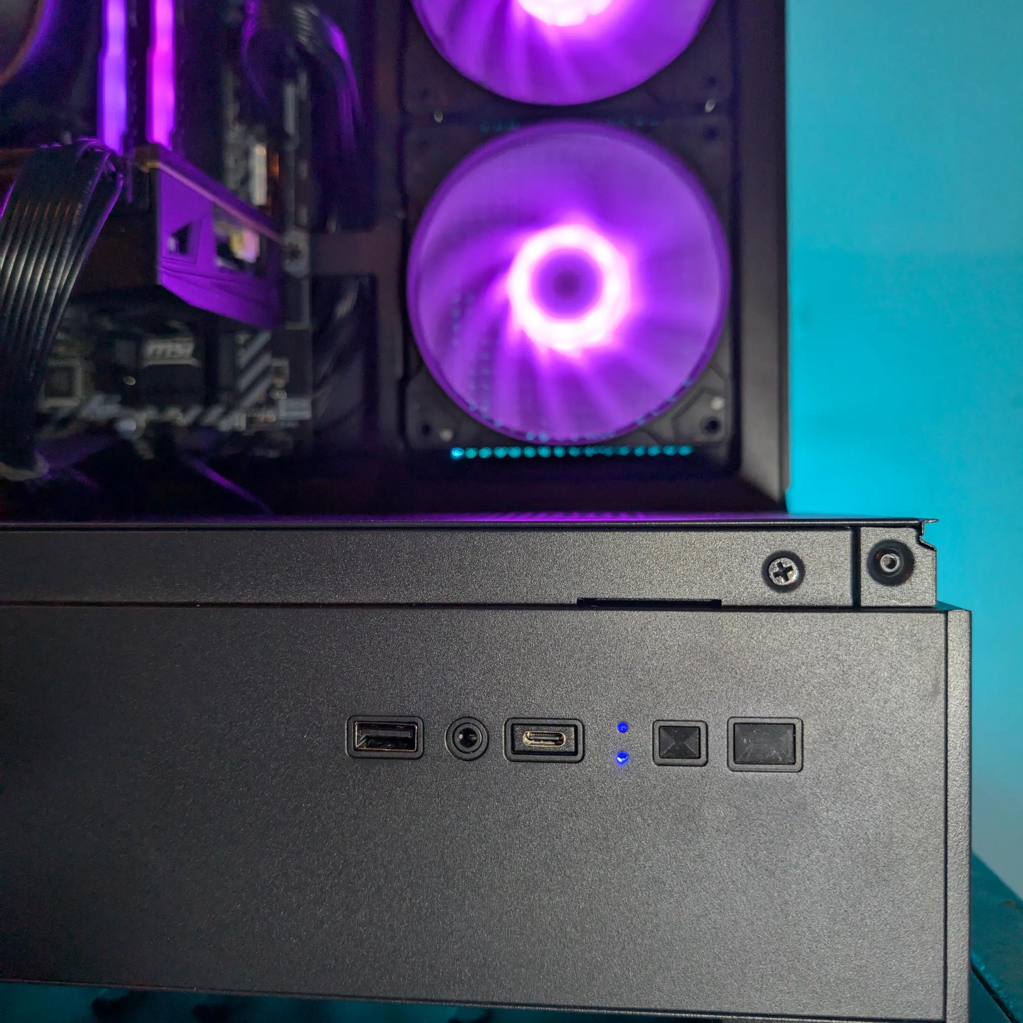 Ryzen 7 1700X, RX580 GAMING AND STREAMING PC