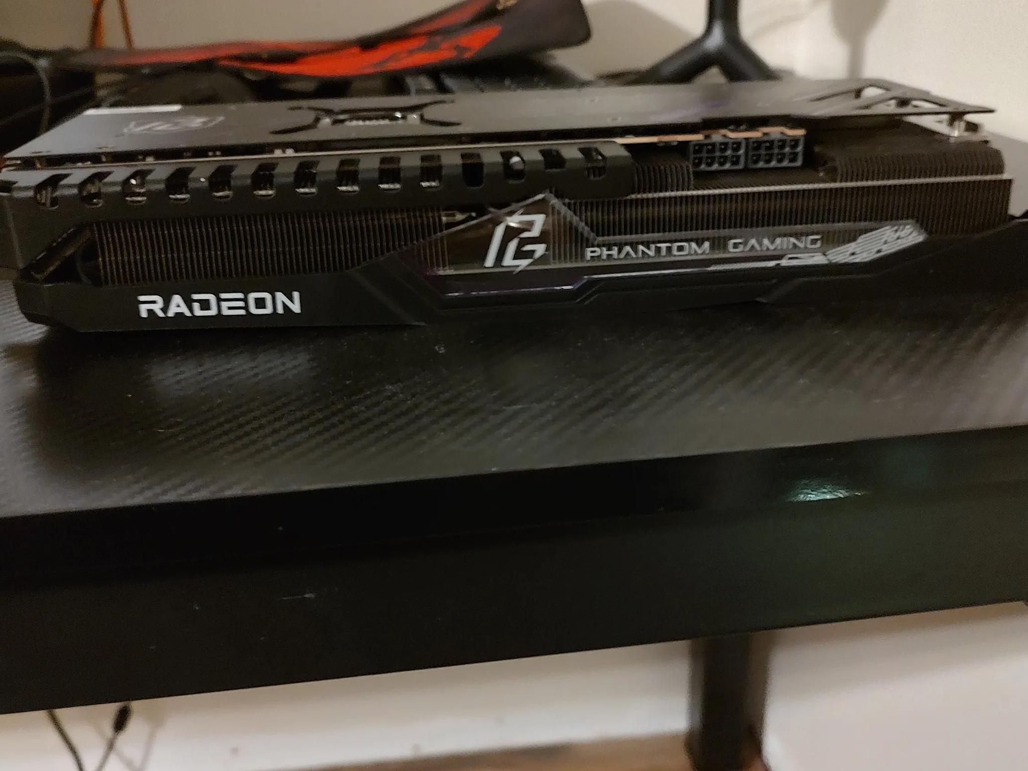 Asrock phantom gaming 7800XT with original box (almost new))