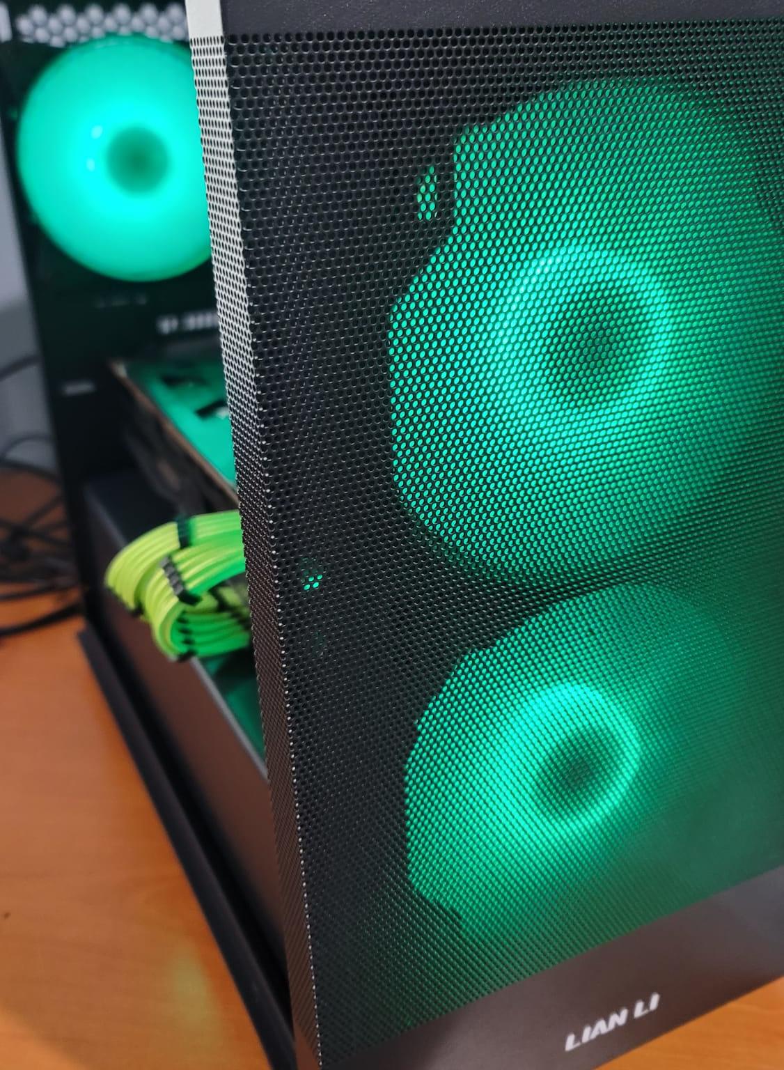 Build 3657 ( Ryzen 5 3600 5700XT)