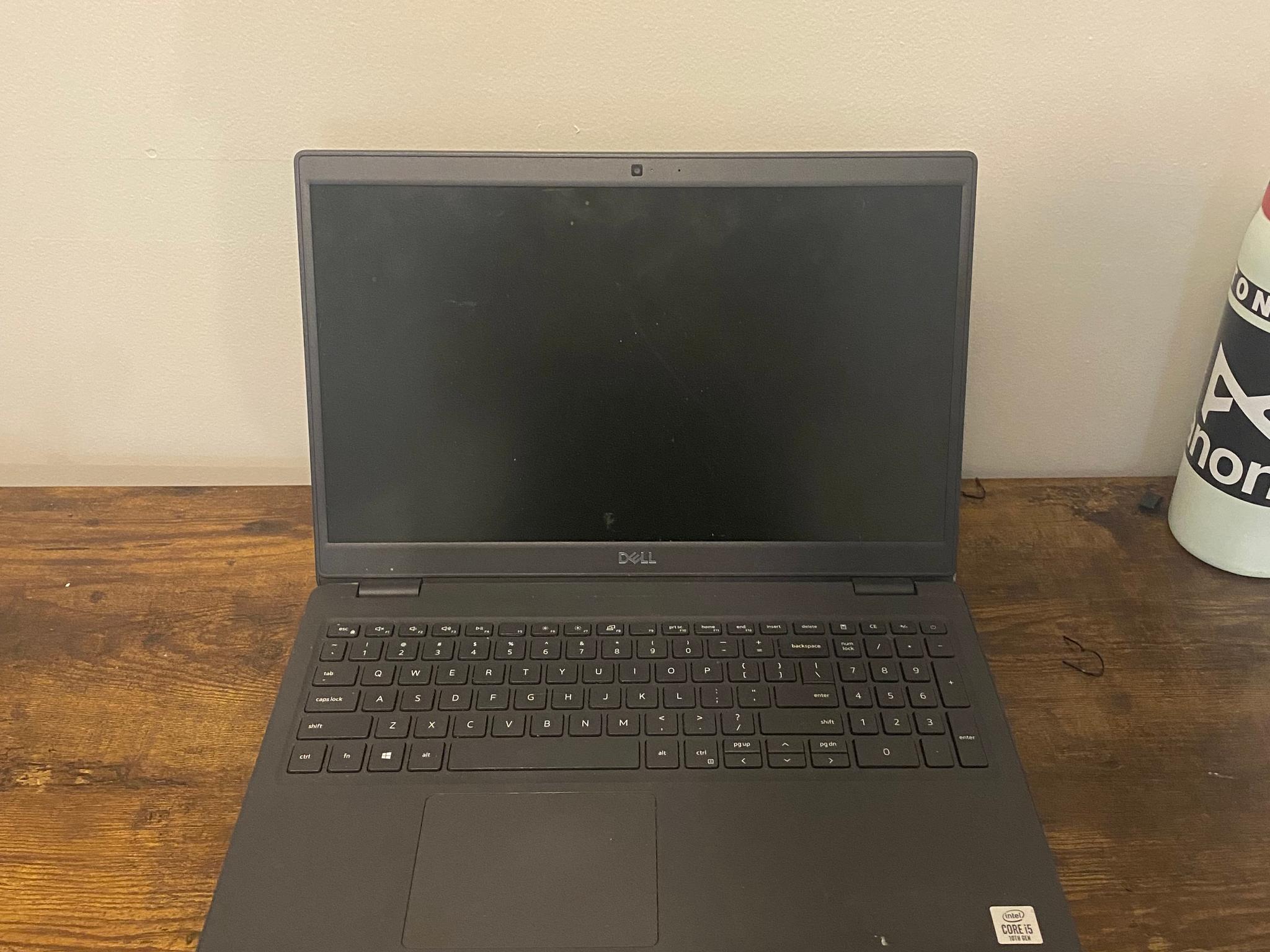 DELL Latitude 3510 i5 10th gen 8 Gb ram with charger