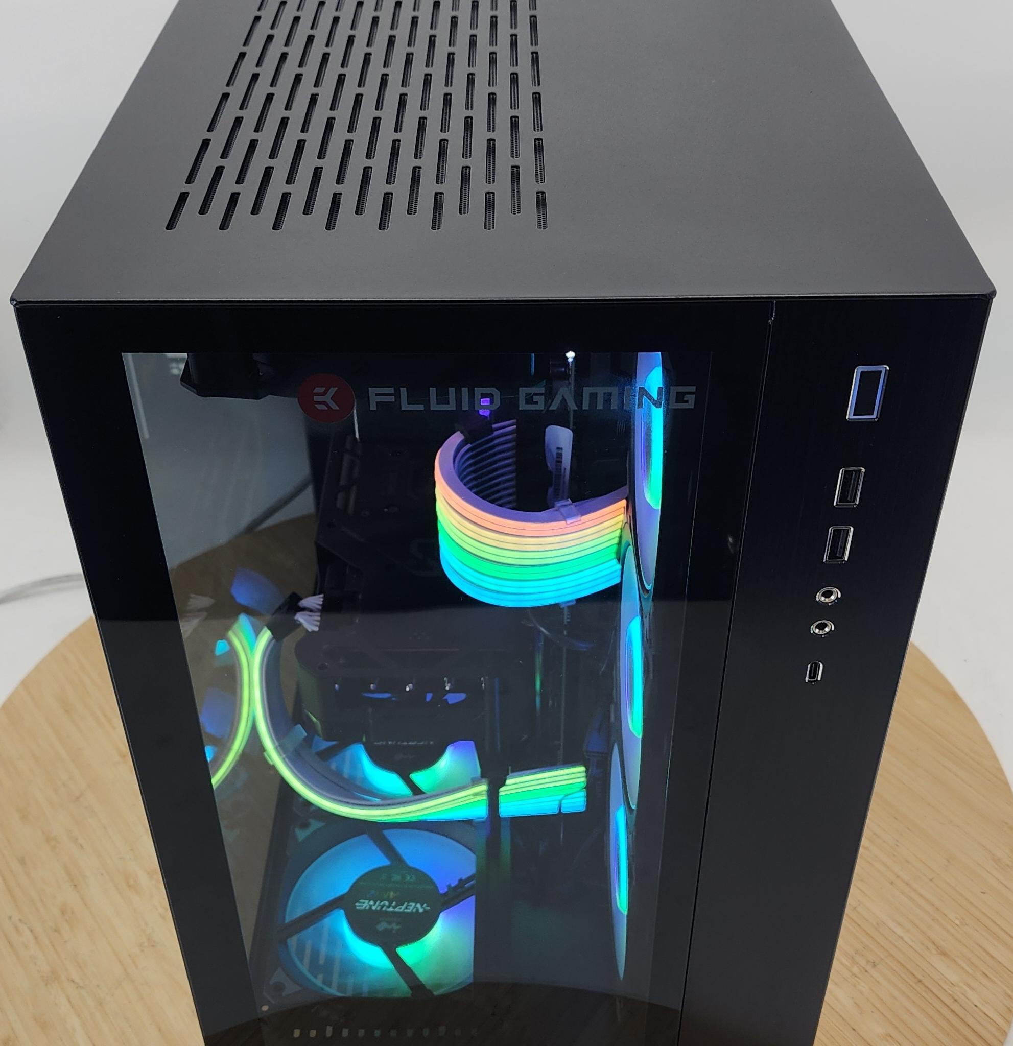 Gaming PC Ryzen 7 7700X 16GB RAM 1TB SSD RX 7800 XT 16GB Windows 11 Computer