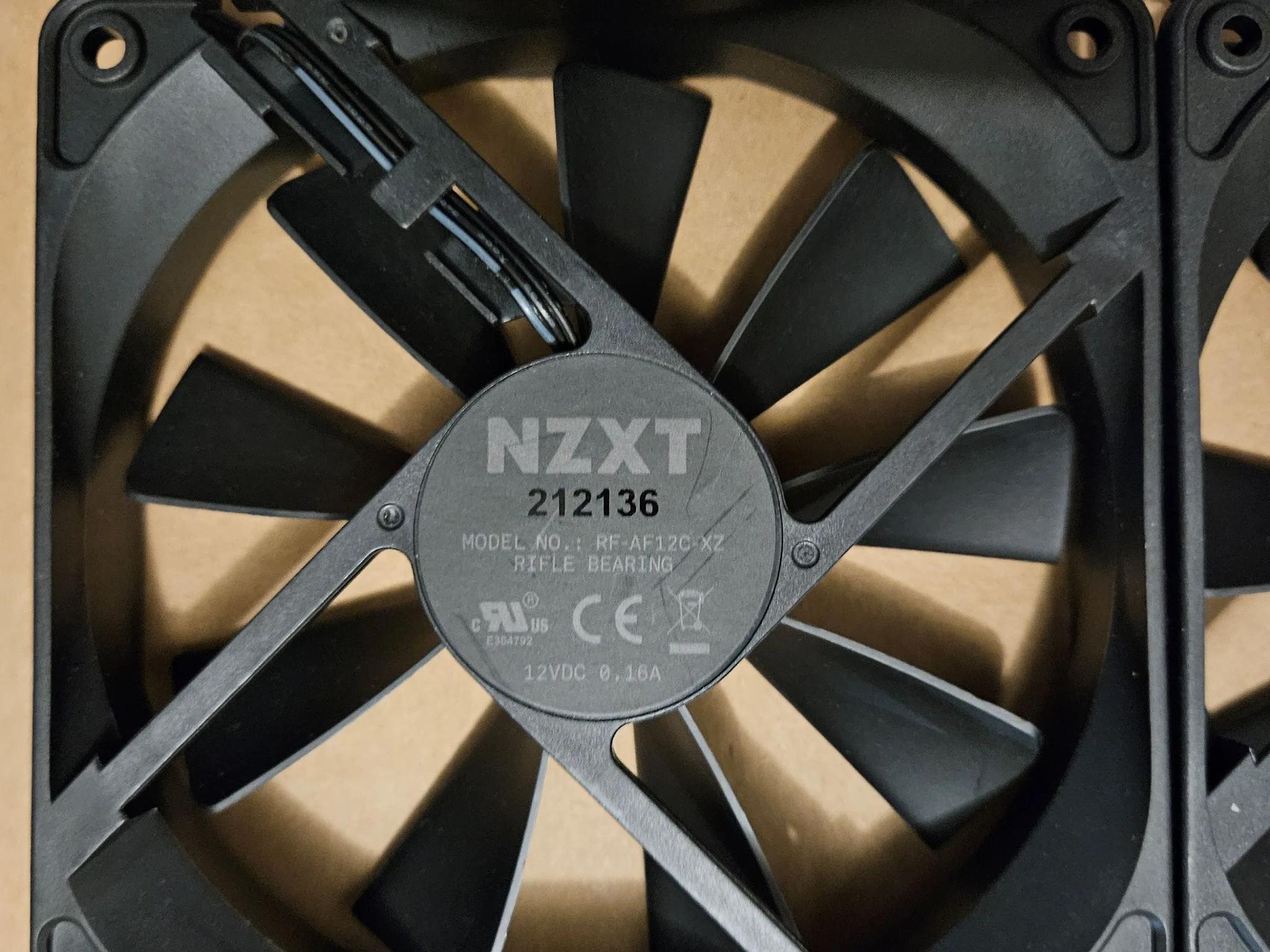 Lot of NZXT Fans 3x120mm (PWM) 3x120mm (Non-PWM) 1x 140mm (Non-PWM) - Used